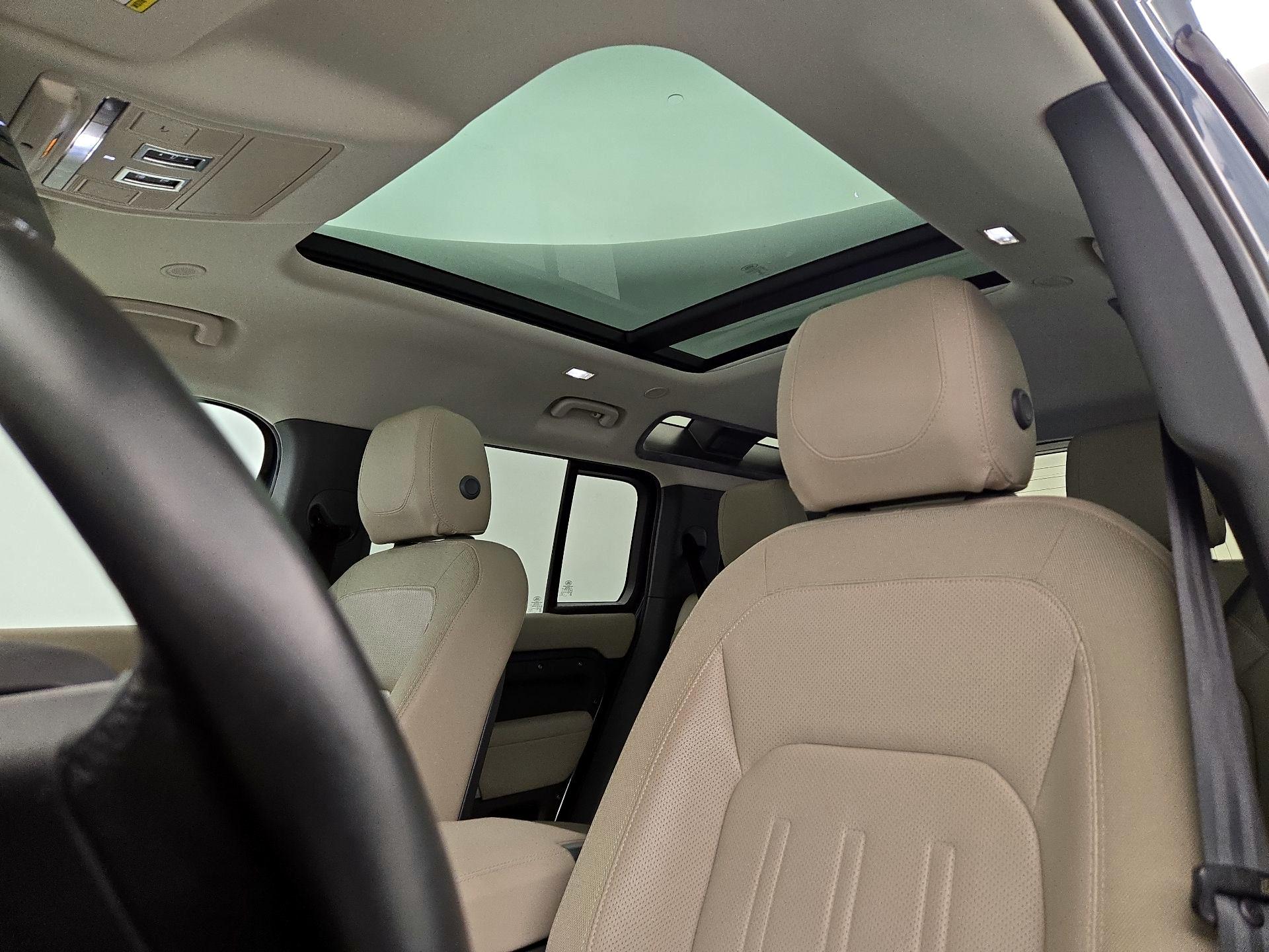 Thumbnail: 2020 Land Rover Defender - 20