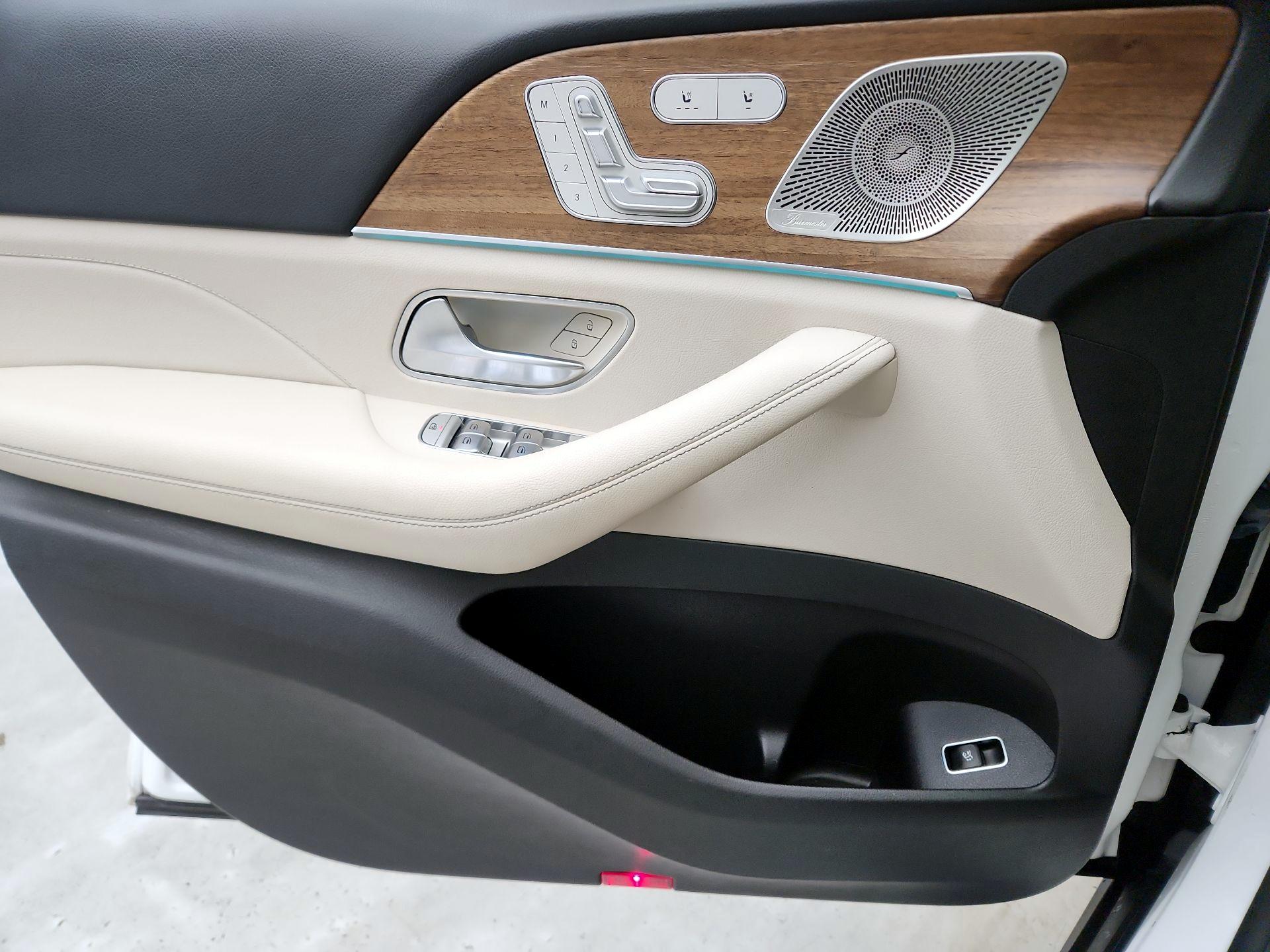 Thumbnail: 2022 Mercedes-Benz GLE - 12