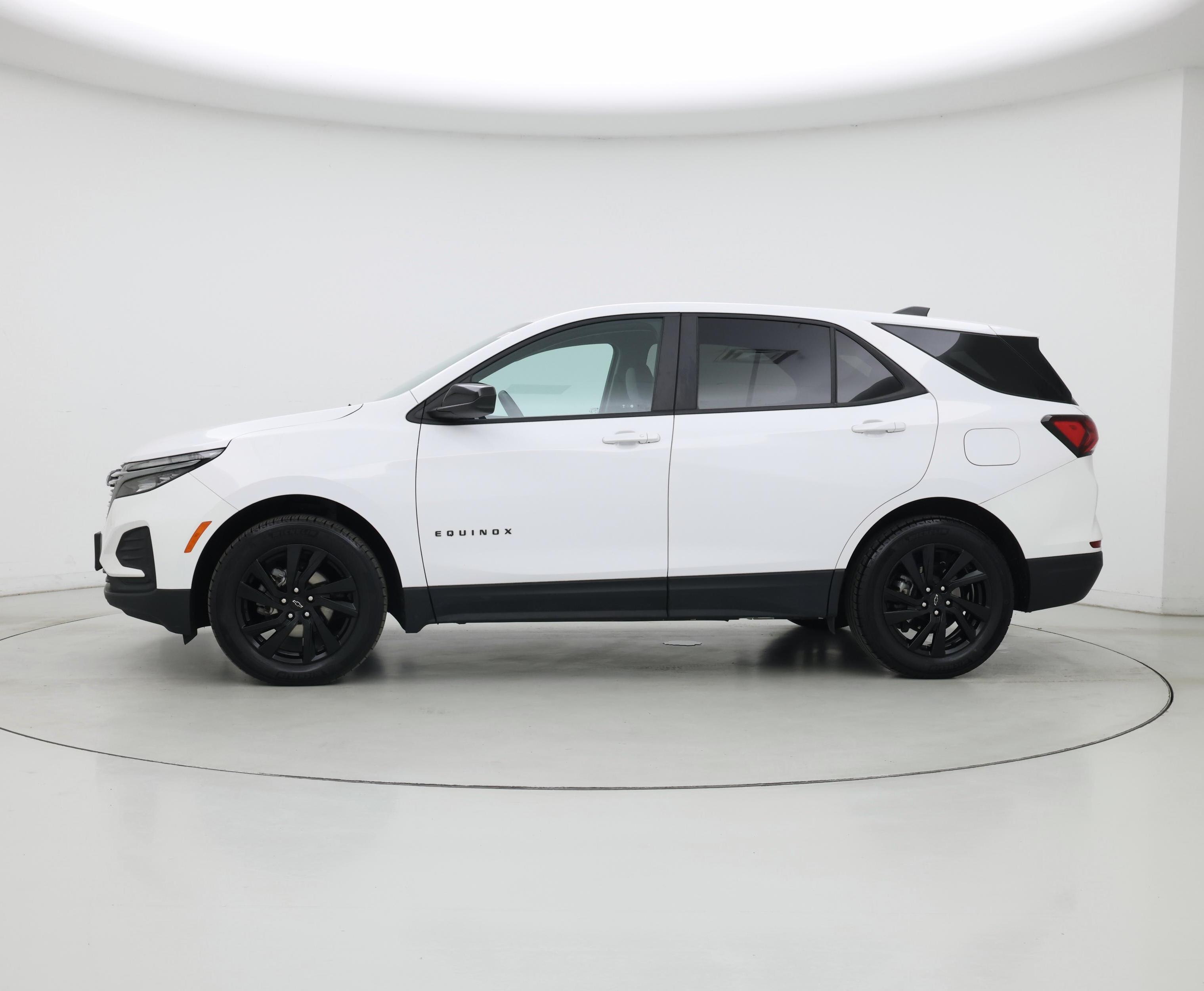 Thumbnail: 2023 Chevrolet Equinox - 3