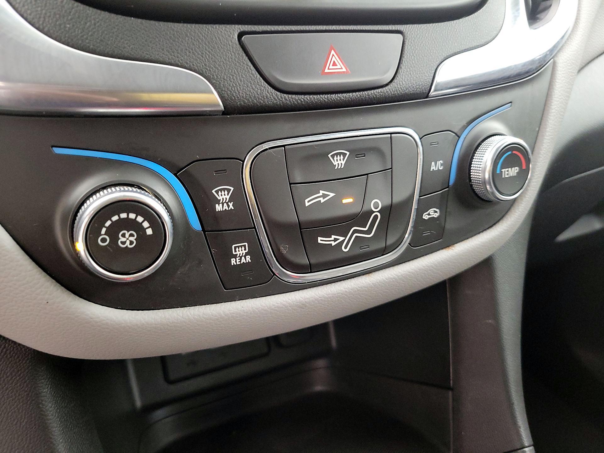 Thumbnail: 2021 Chevrolet Equinox - 16