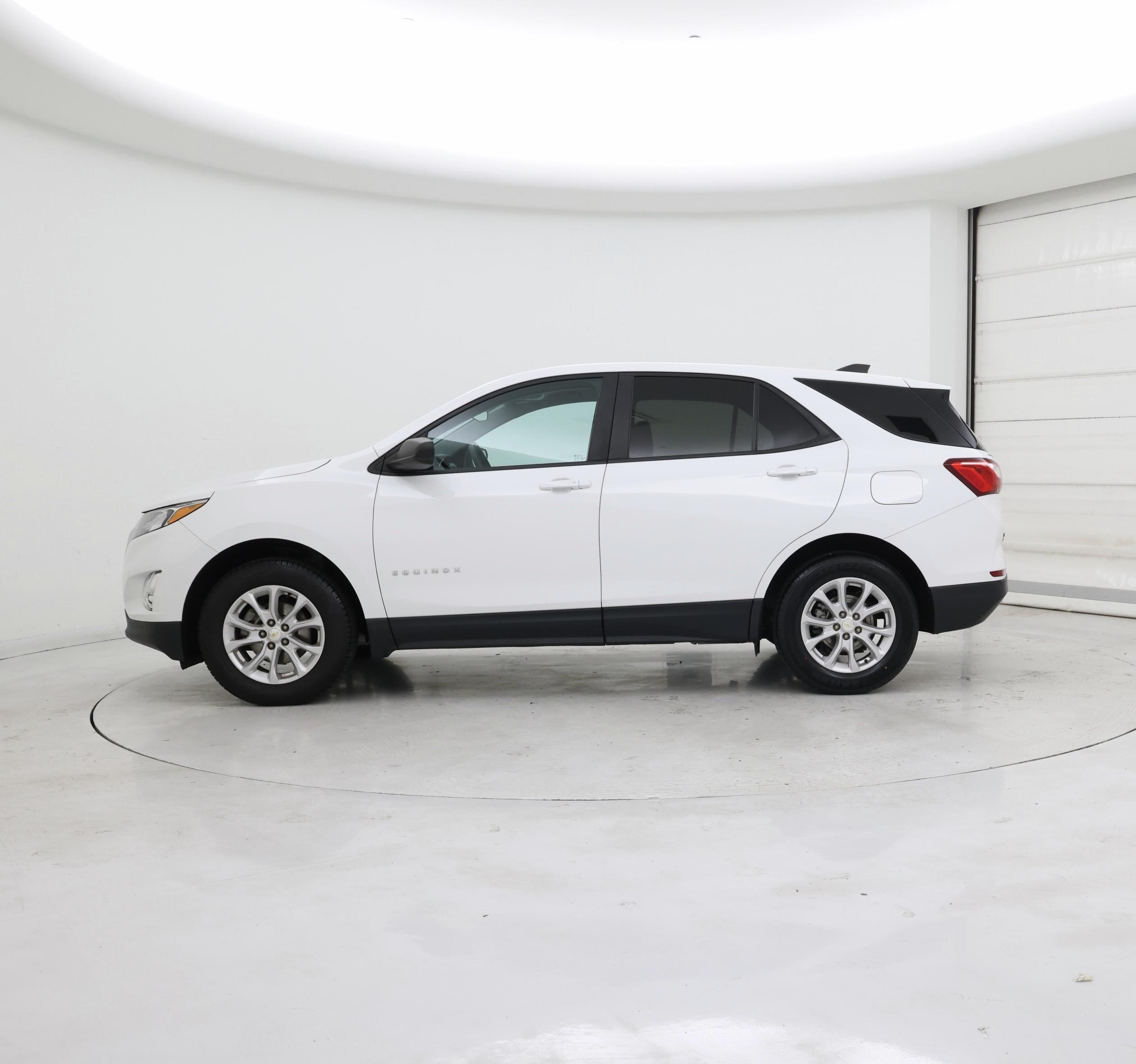 Thumbnail: 2021 Chevrolet Equinox - 3