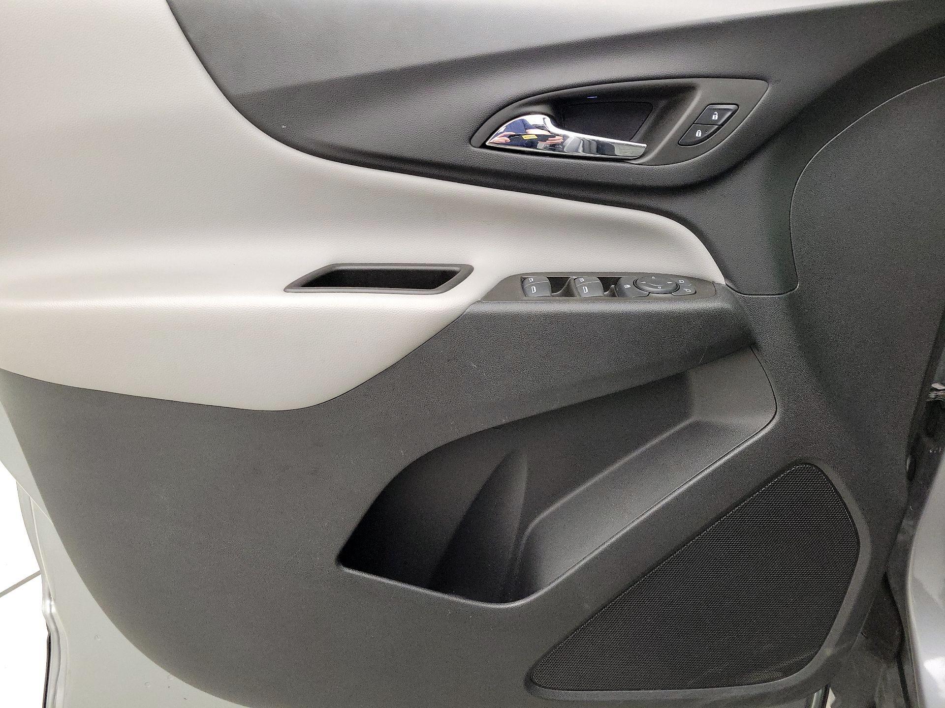 Thumbnail: 2023 Chevrolet Equinox - 12