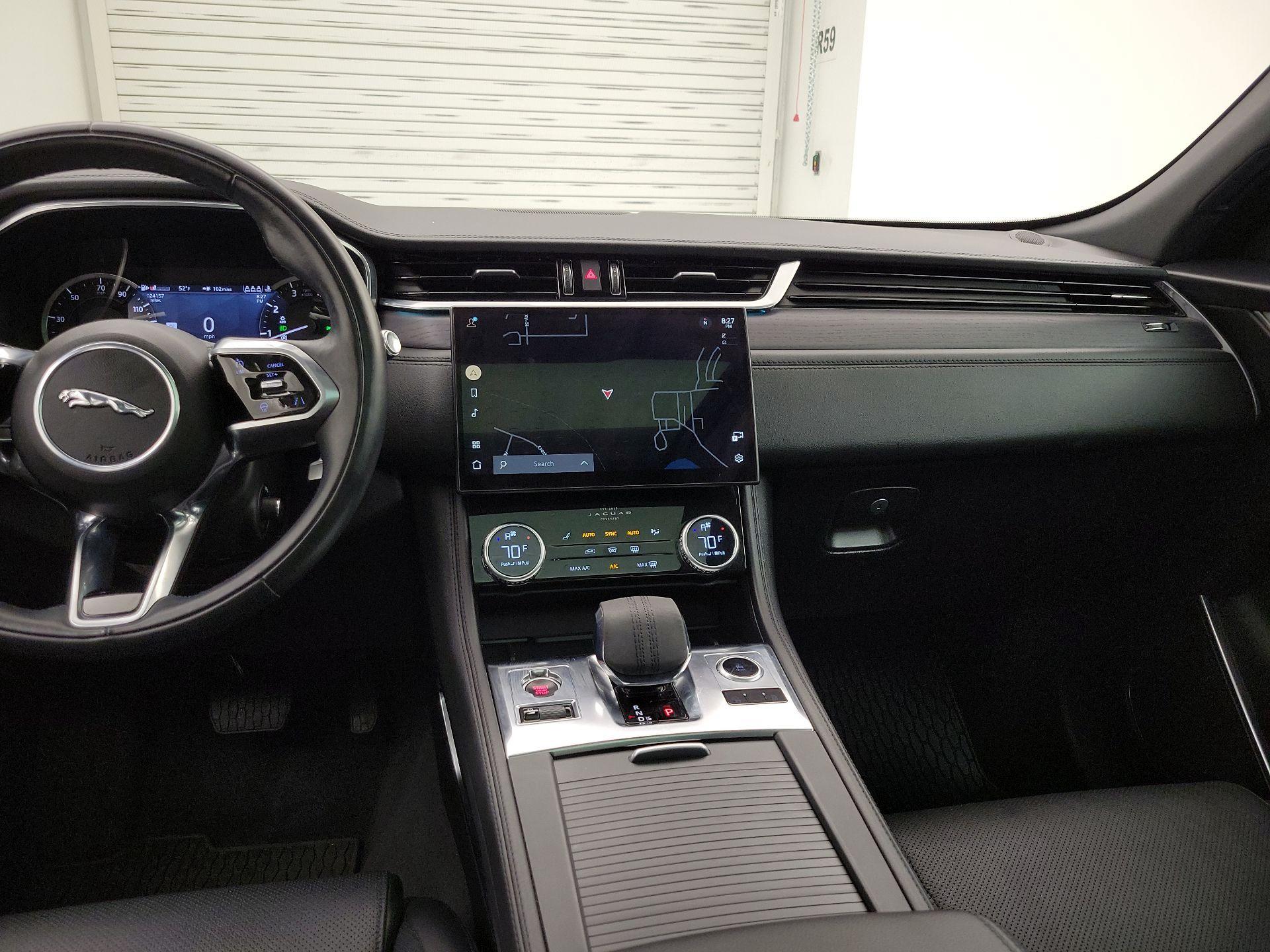 Thumbnail: 2021 Jaguar F-Pace - 9