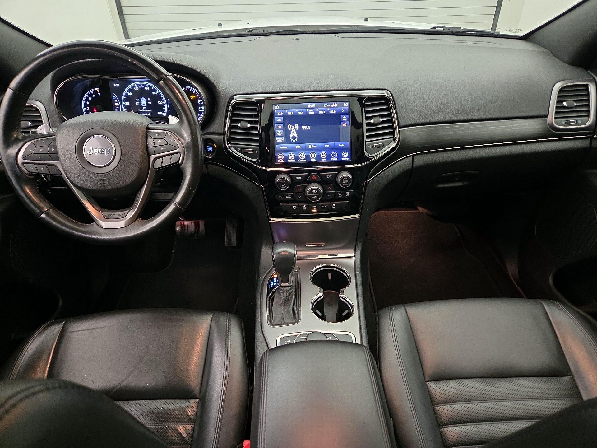 Thumbnail: 2020 Jeep Grand Cherokee - 9