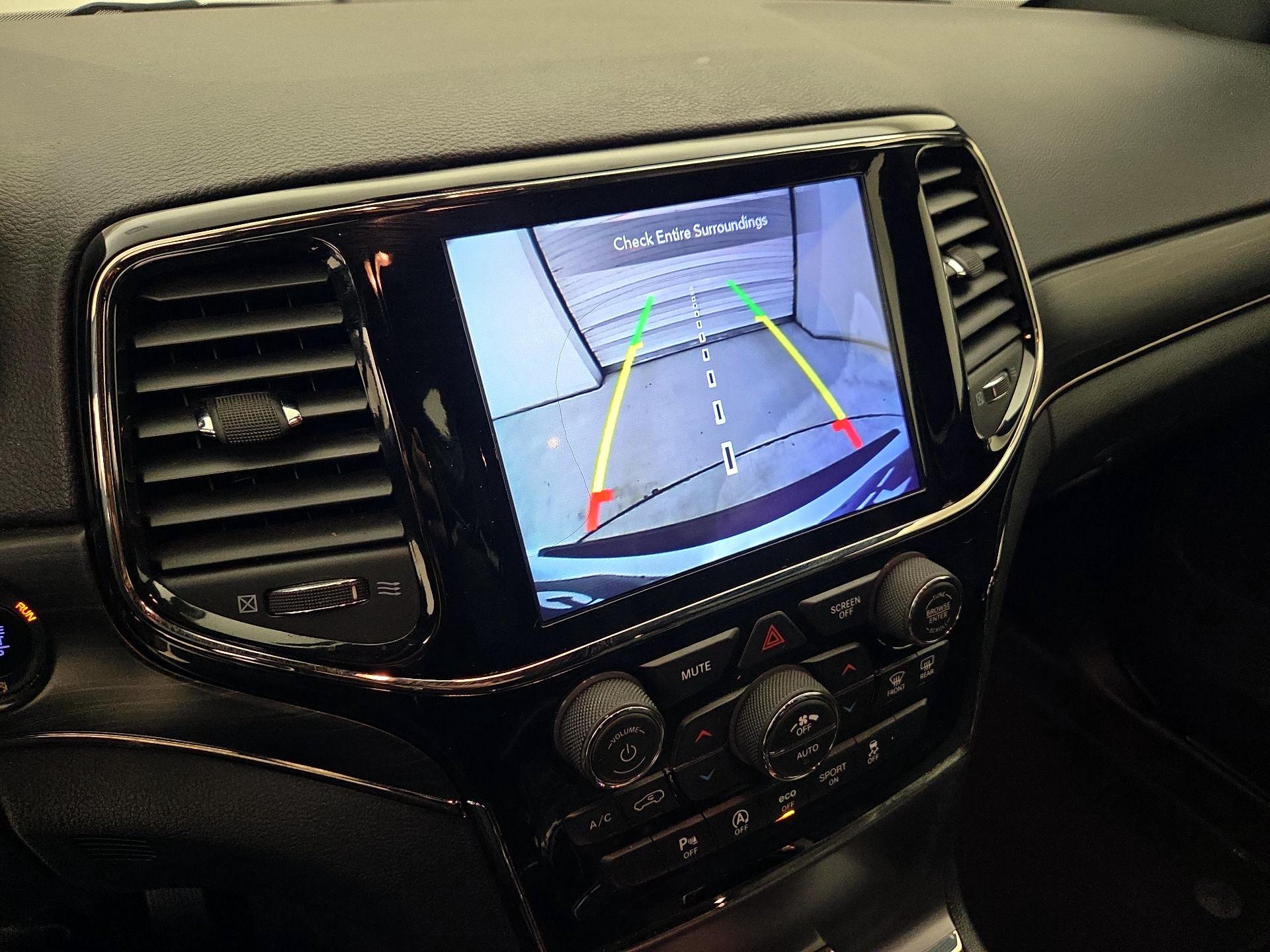 Thumbnail: 2020 Jeep Grand Cherokee - 14