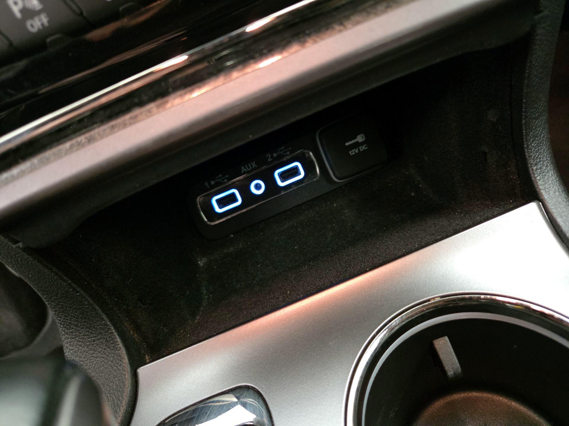 Thumbnail: 2020 Jeep Grand Cherokee - 18