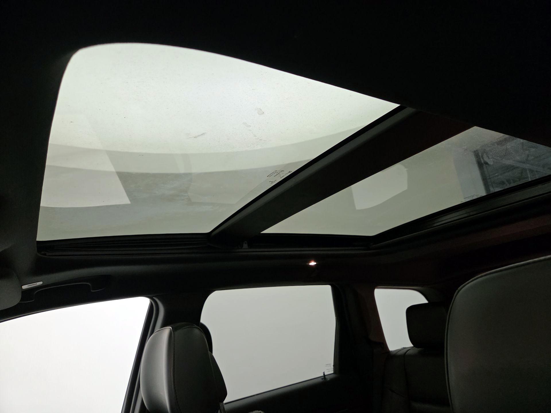 Thumbnail: 2020 Jeep Grand Cherokee - 19