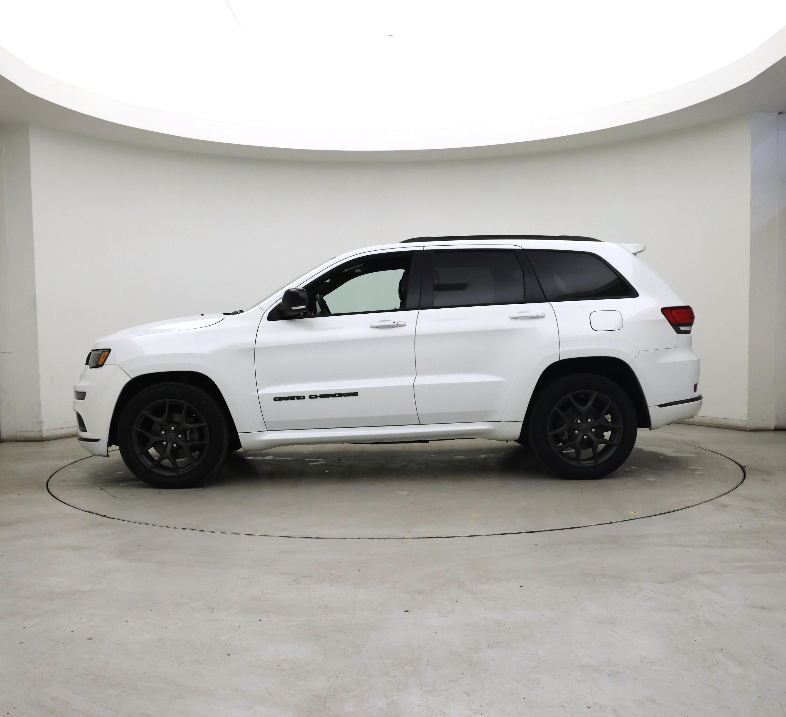 Thumbnail: 2020 Jeep Grand Cherokee - 3
