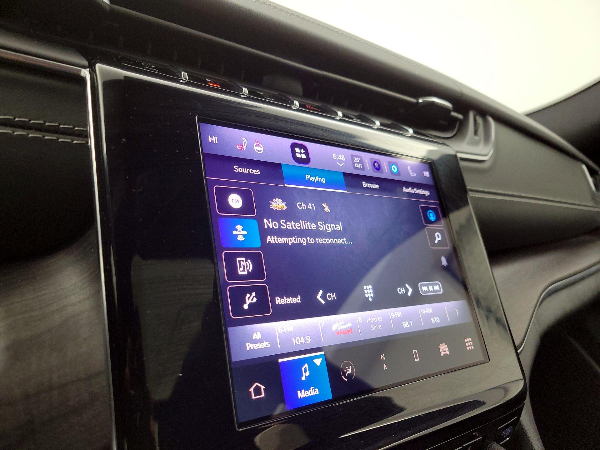 Thumbnail: 2022 Jeep Grand Cherokee - 16