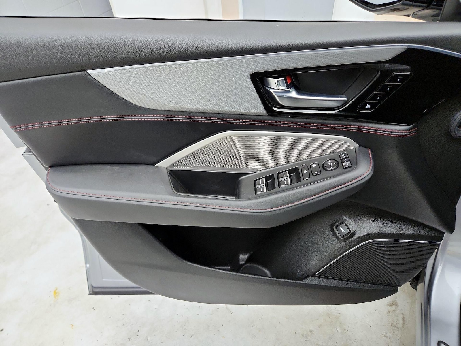 2023 Acura MDX A-Spec Package - Photo 13