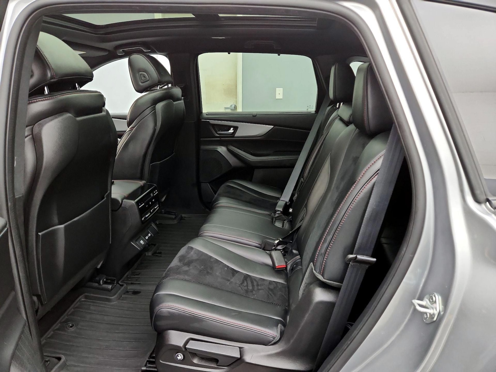 2023 Acura MDX A-Spec Package - Photo 22