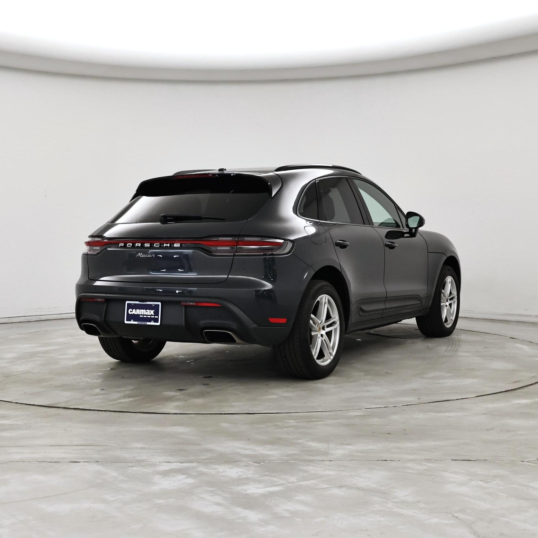 Thumbnail: 2022 Porsche Macan - 8