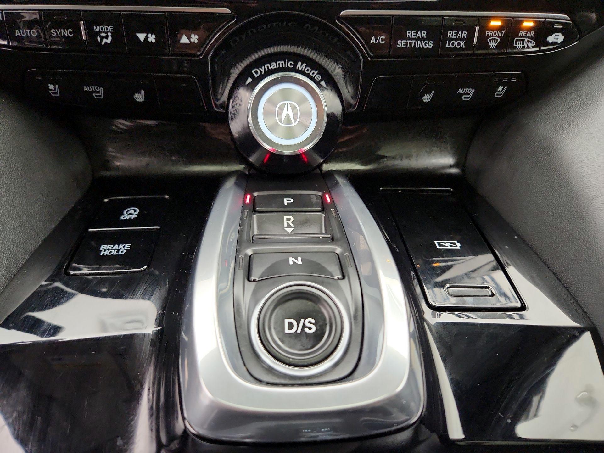 Thumbnail: 2022 Acura MDX - 18