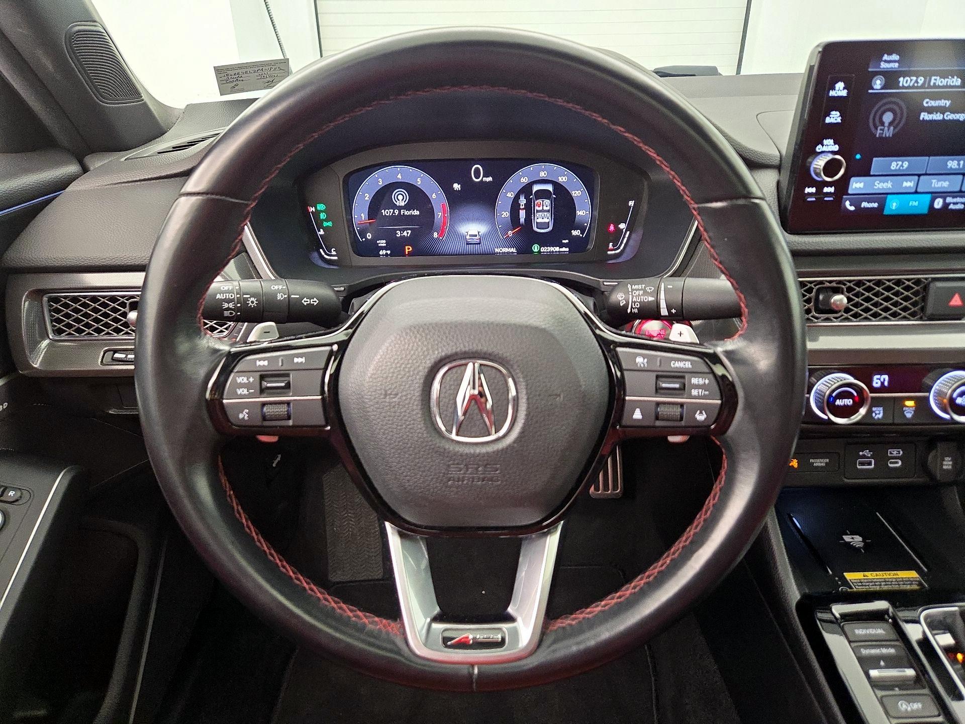 Thumbnail: 2023 Acura Integra - 10