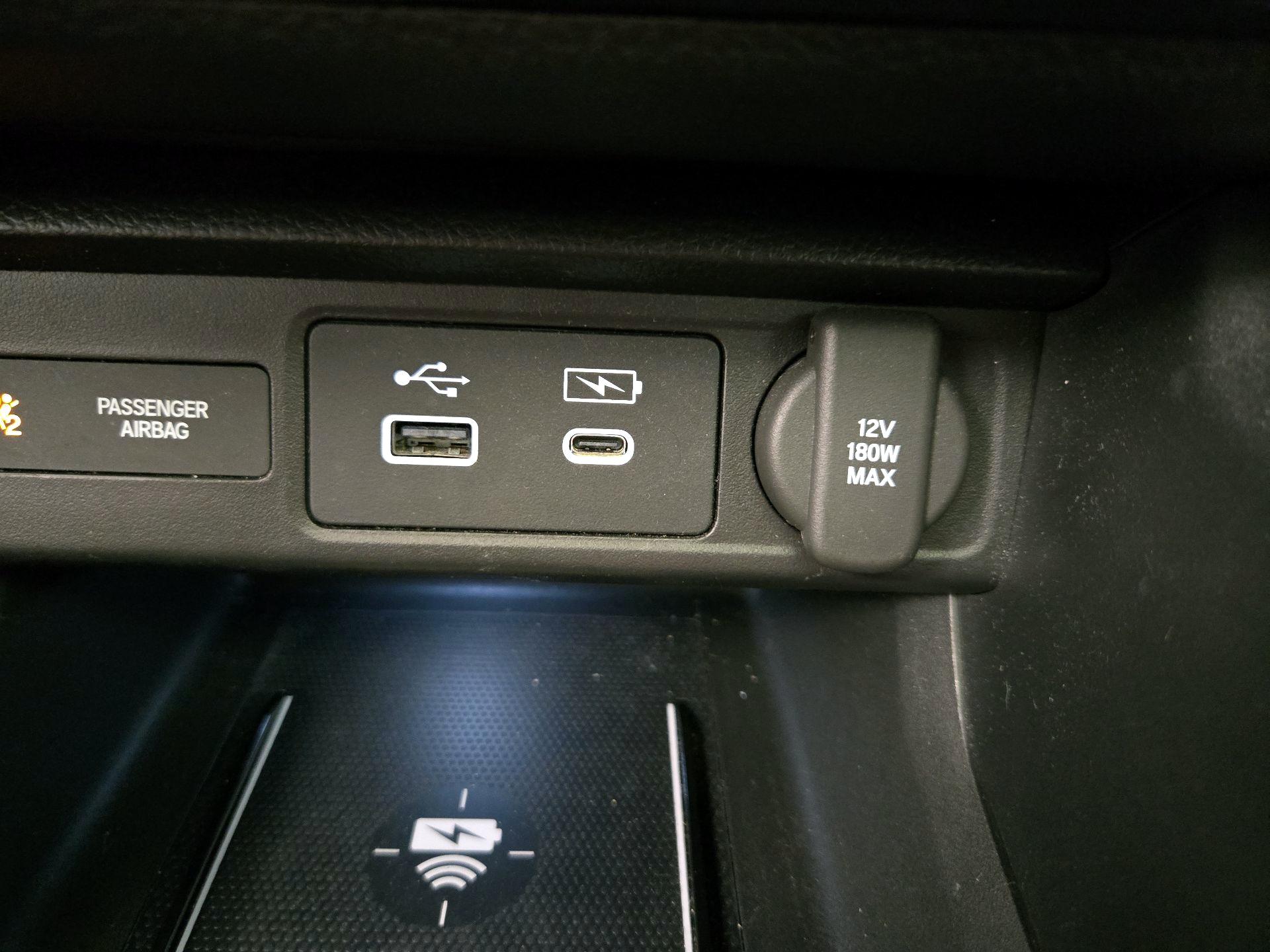 Thumbnail: 2023 Acura Integra - 18