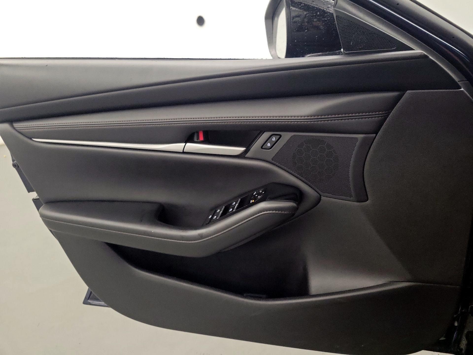 Thumbnail: 2024 Mazda Mazda3 - 10