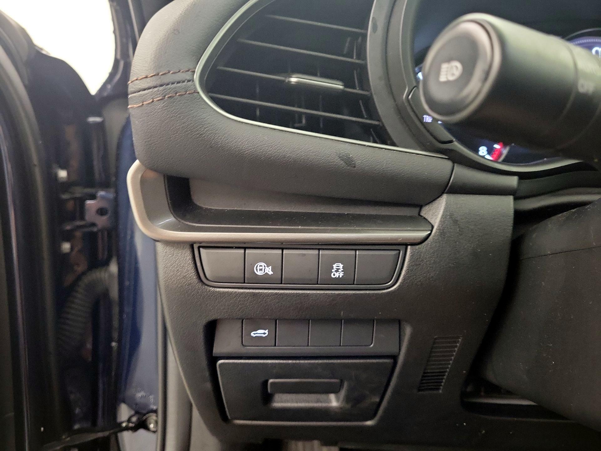 Thumbnail: 2024 Mazda Mazda3 - 11