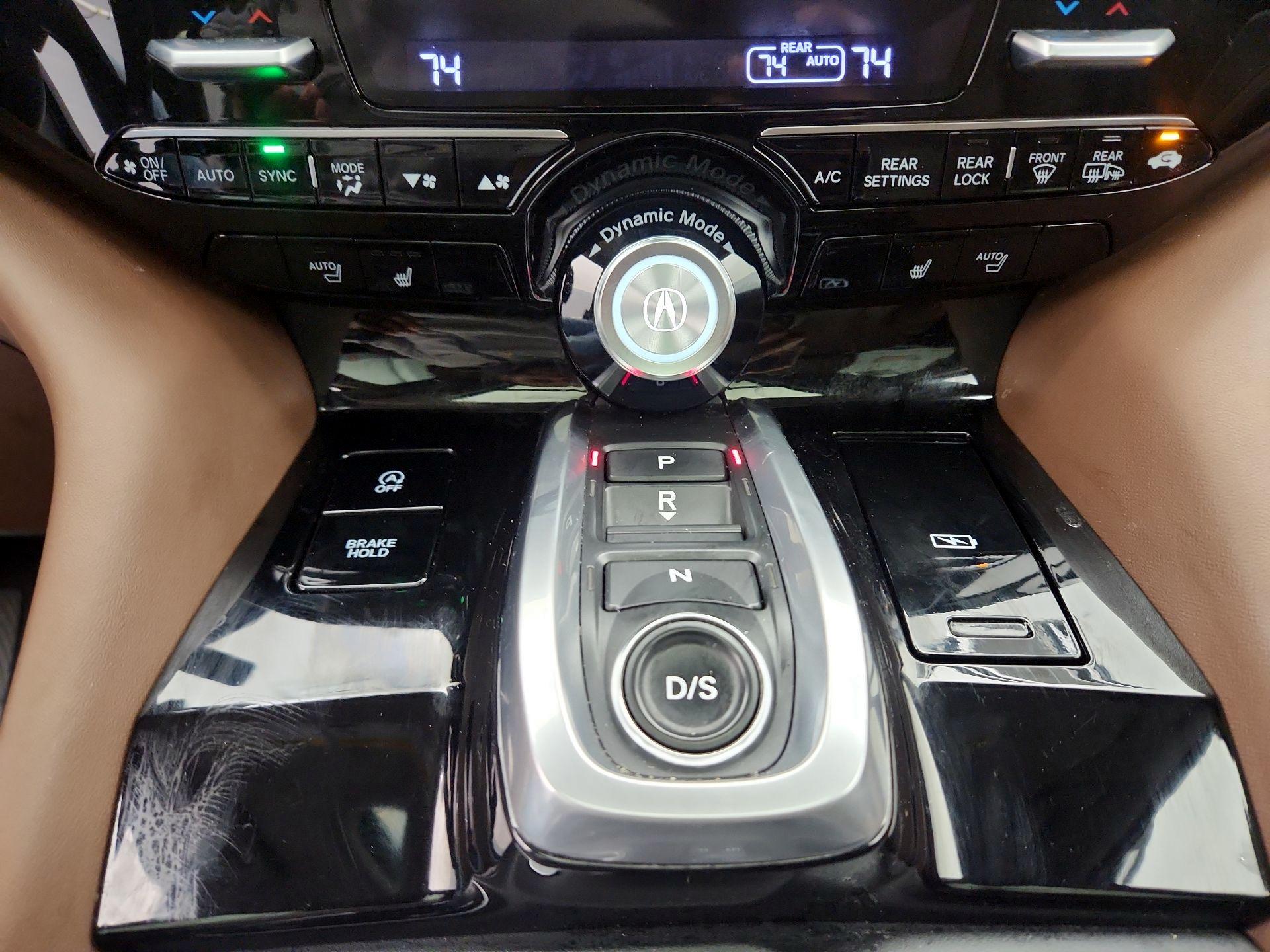 Thumbnail: 2023 Acura MDX - 18