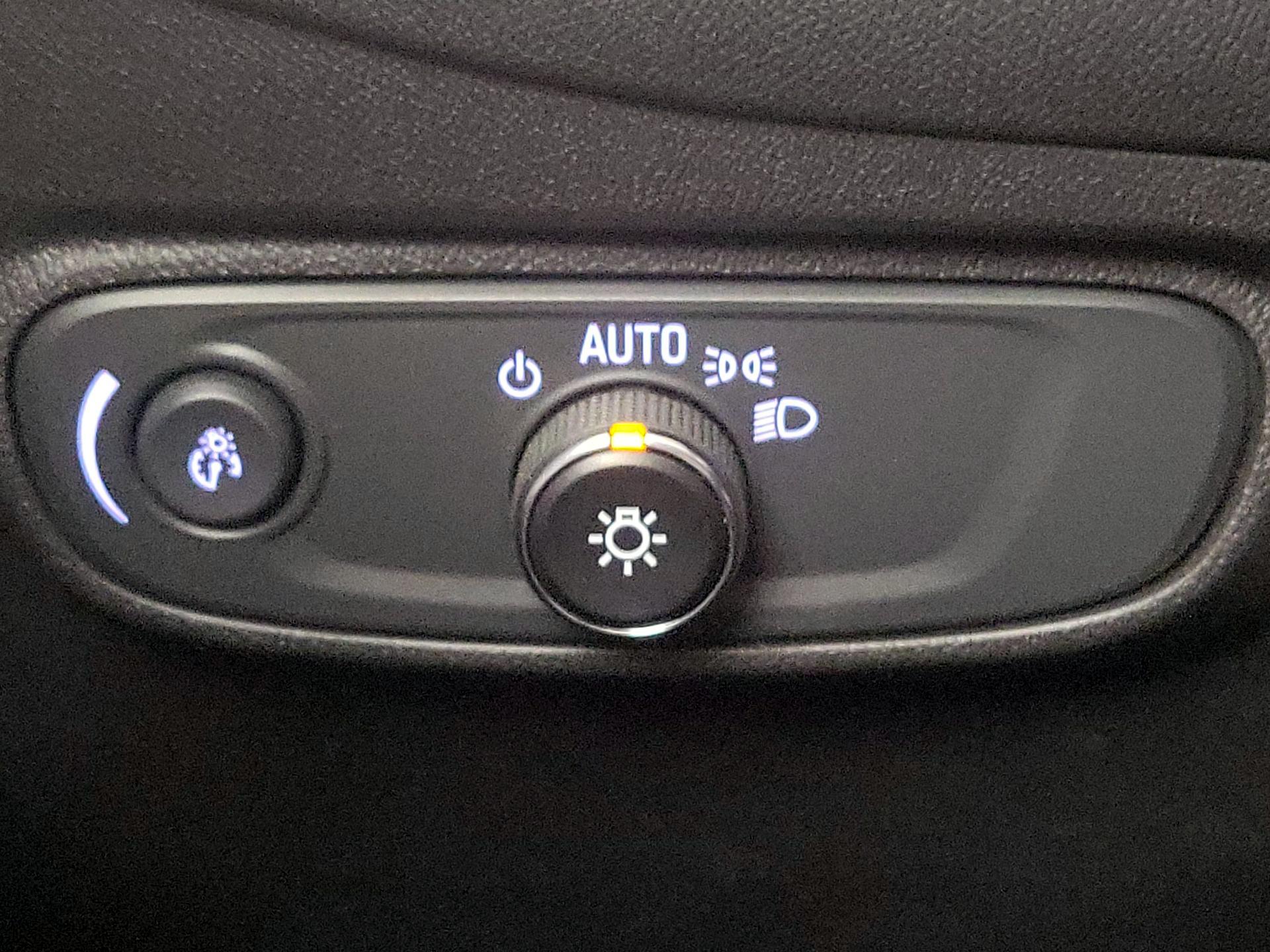 Thumbnail: 2023 Chevrolet Equinox - 13