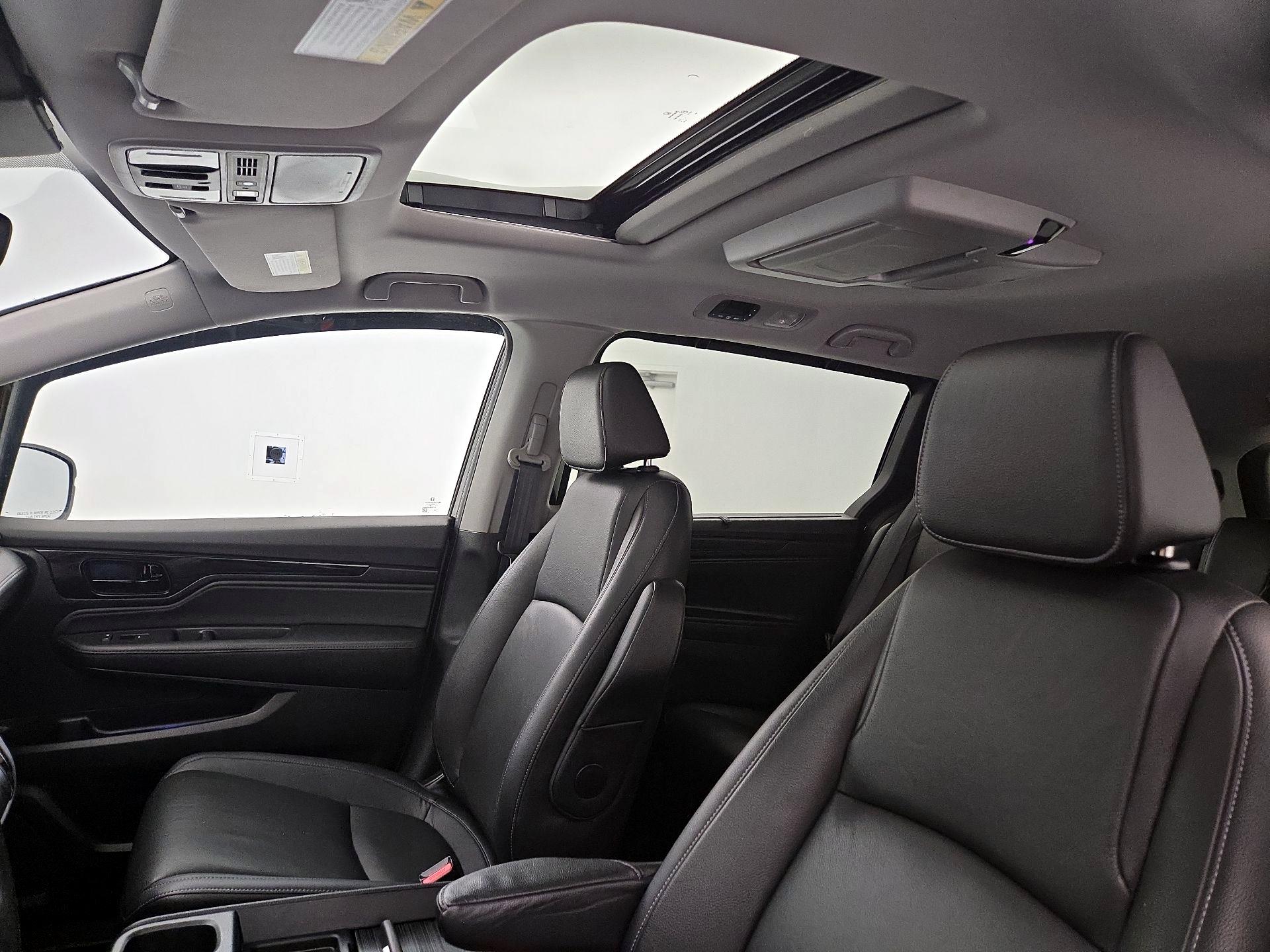 Thumbnail: 2023 Honda Odyssey - 20