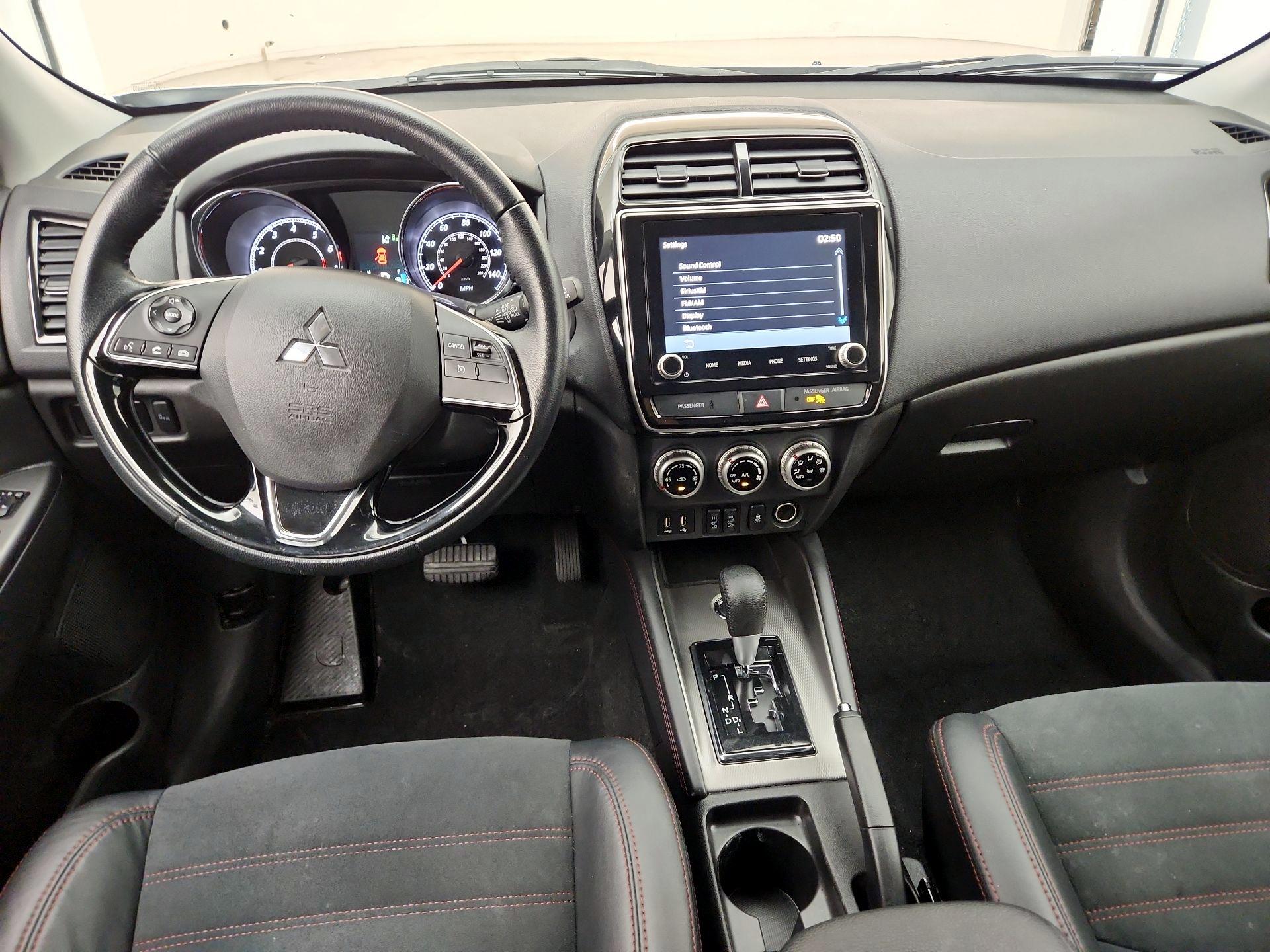 Thumbnail: 2024 Mitsubishi Outlander Sport - 9