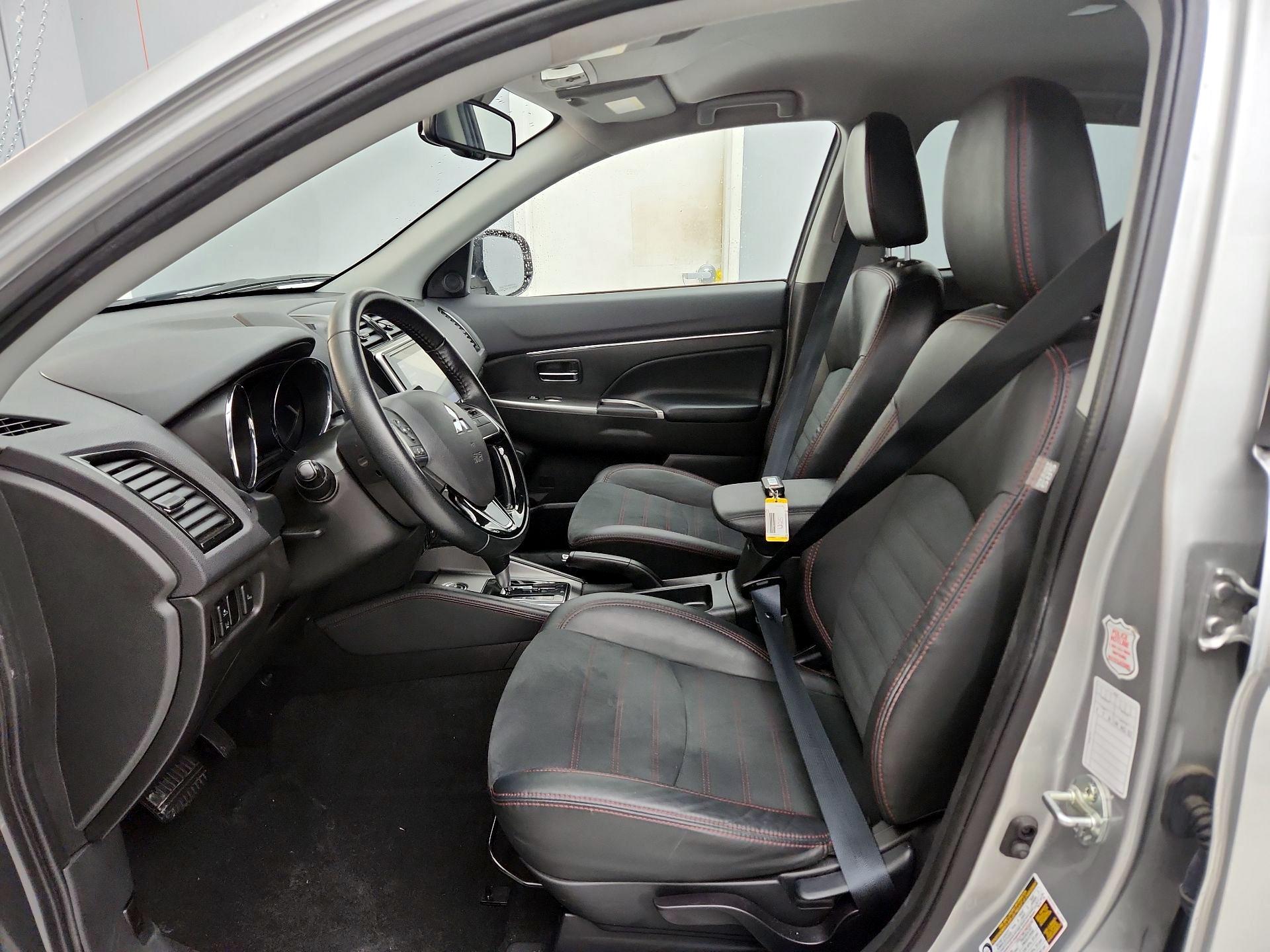 Thumbnail: 2024 Mitsubishi Outlander Sport - 11