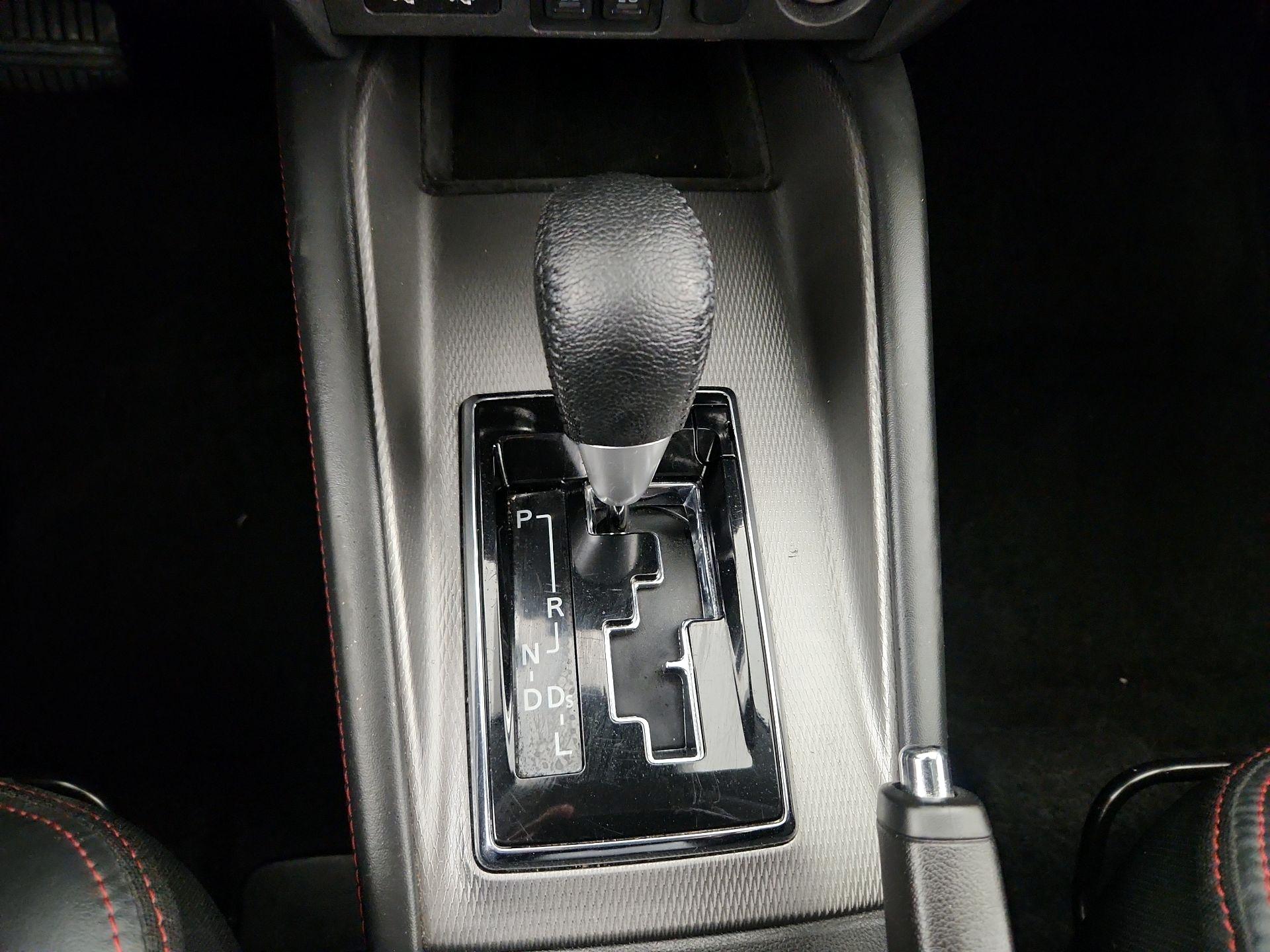 Thumbnail: 2024 Mitsubishi Outlander Sport - 17