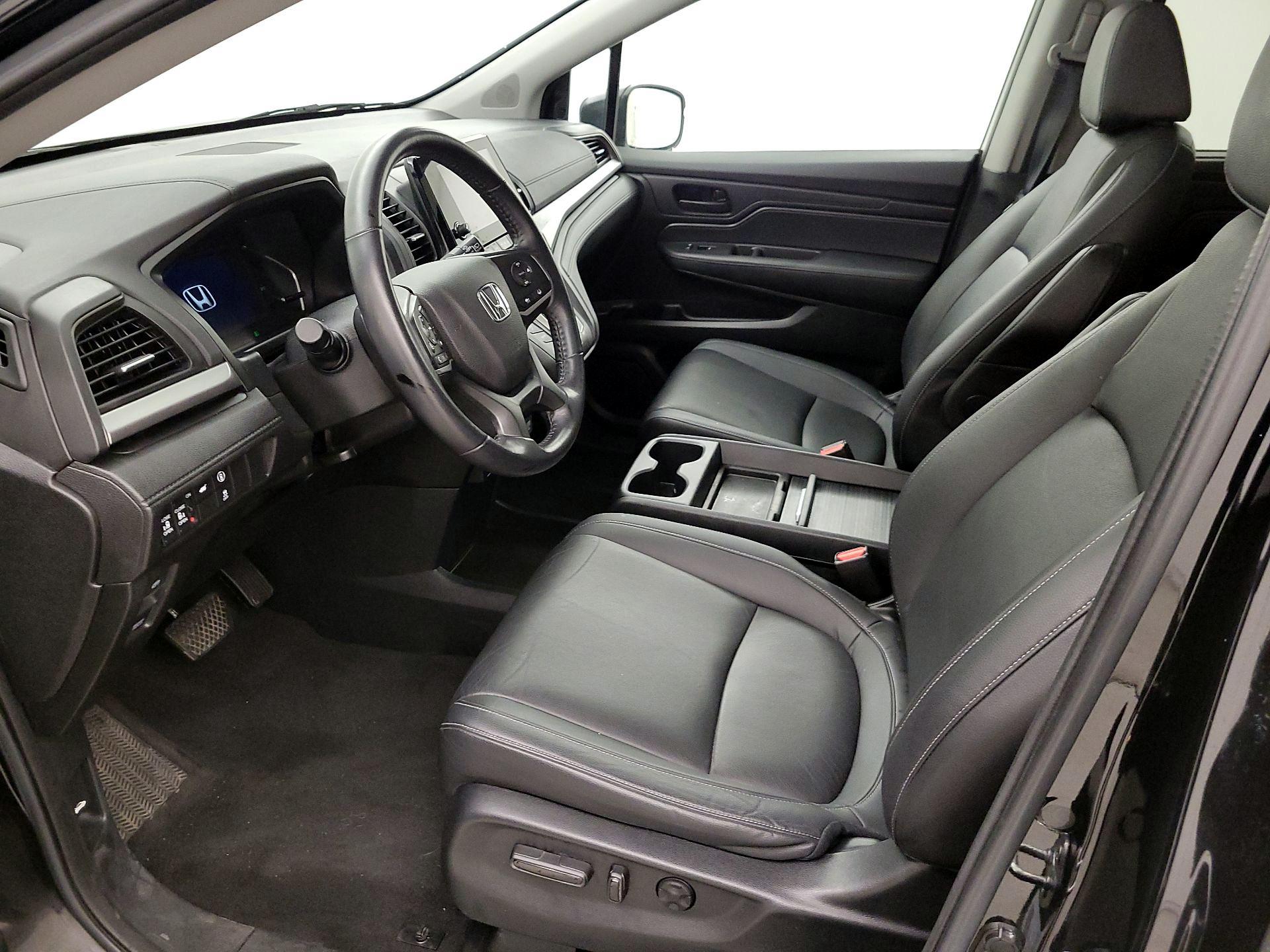 Thumbnail: 2023 Honda Odyssey - 11