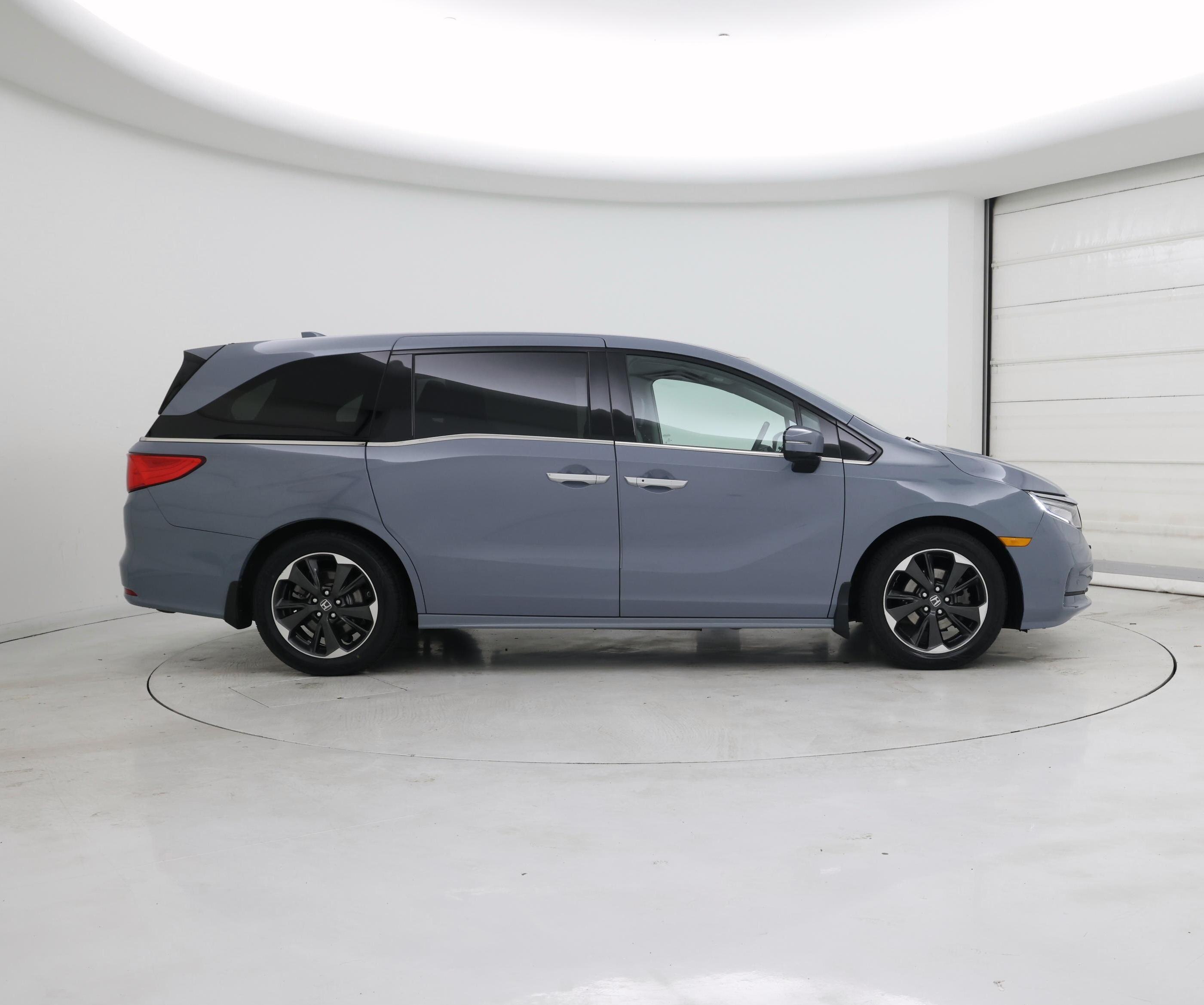 Thumbnail: 2023 Honda Odyssey - 7