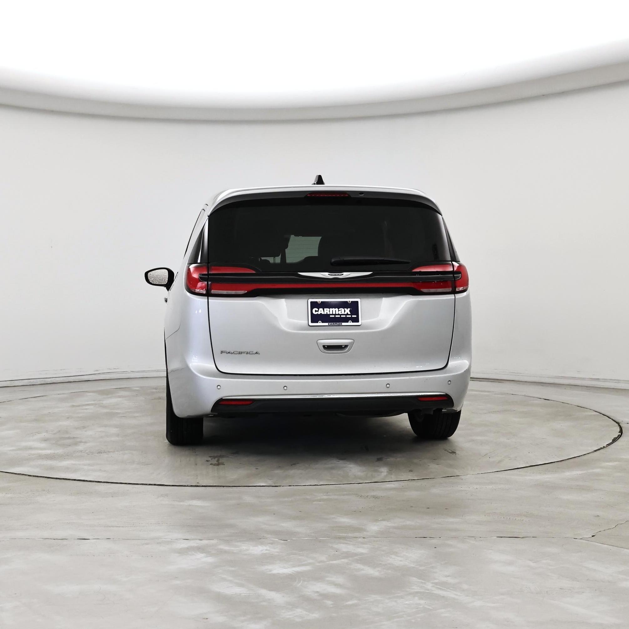 Thumbnail: 2024 Chrysler Pacifica - 6