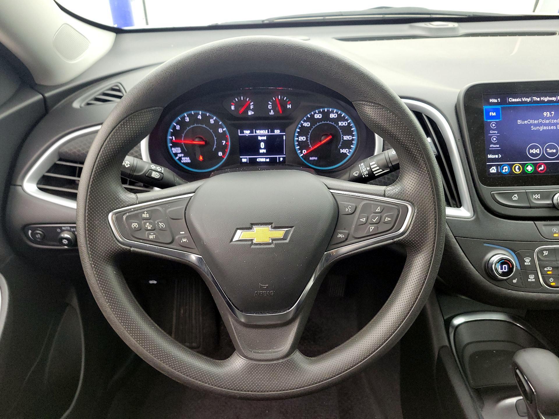 Thumbnail: 2023 Chevrolet Malibu - 10