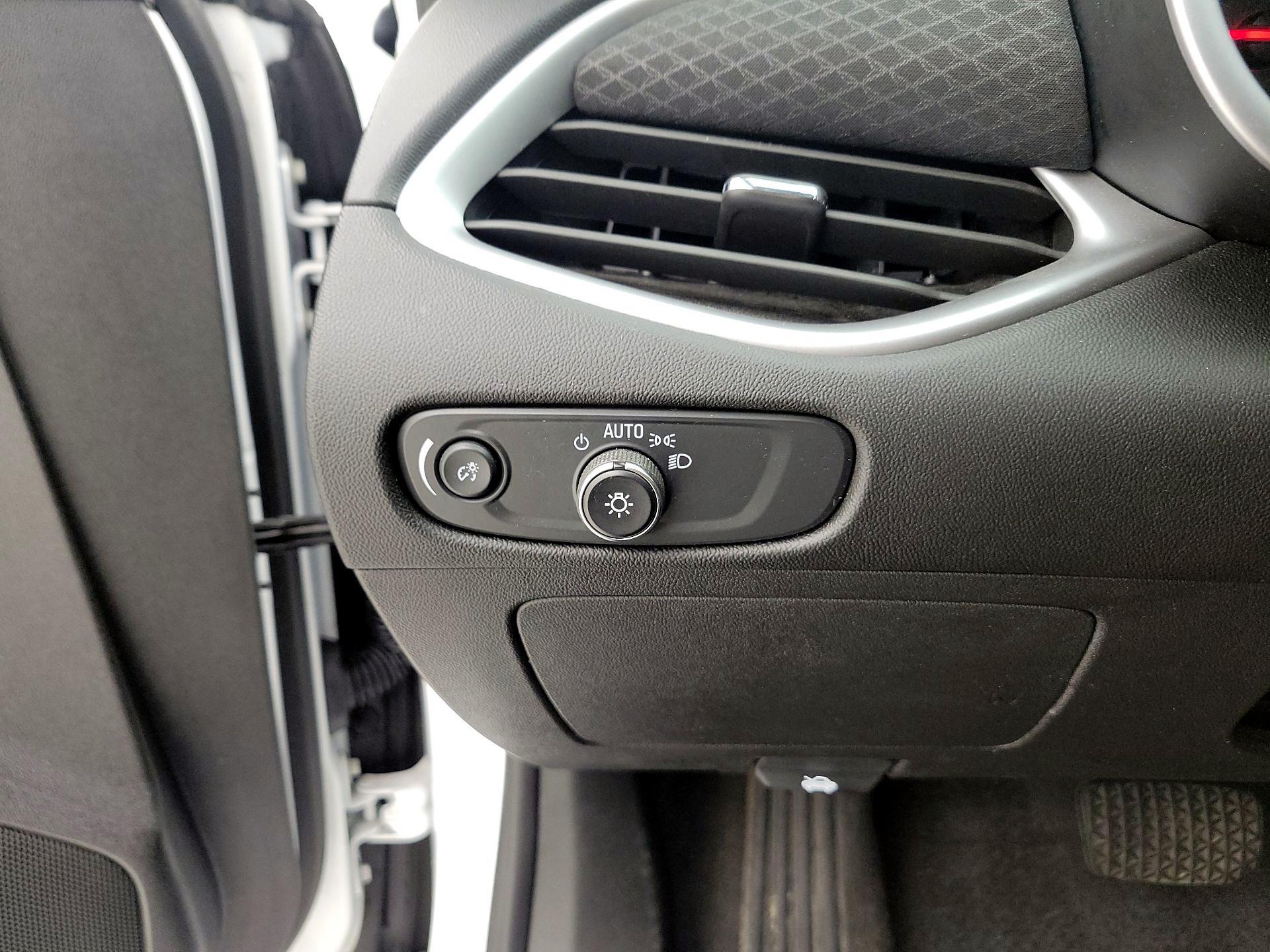 Thumbnail: 2023 Chevrolet Malibu - 13