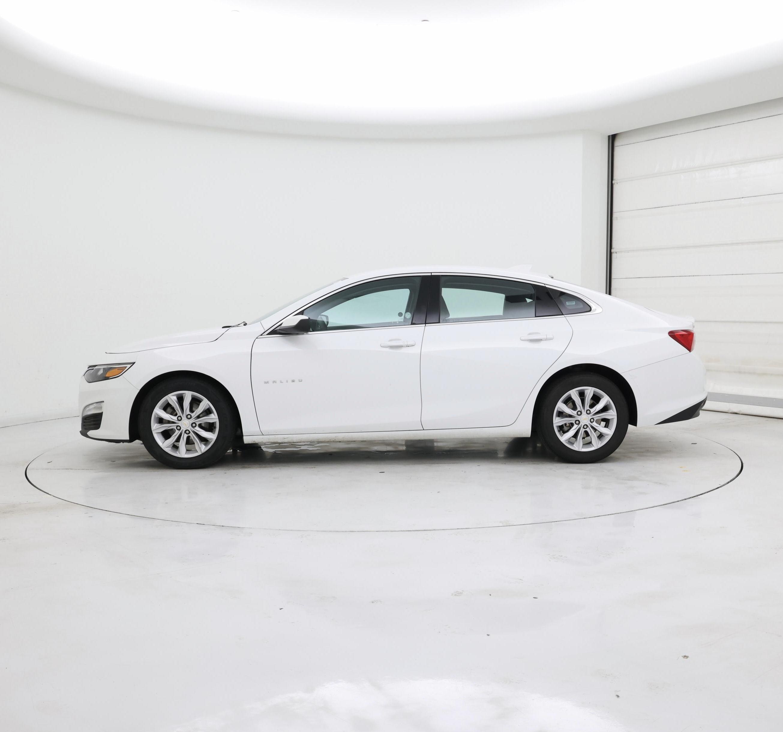 Thumbnail: 2023 Chevrolet Malibu - 3