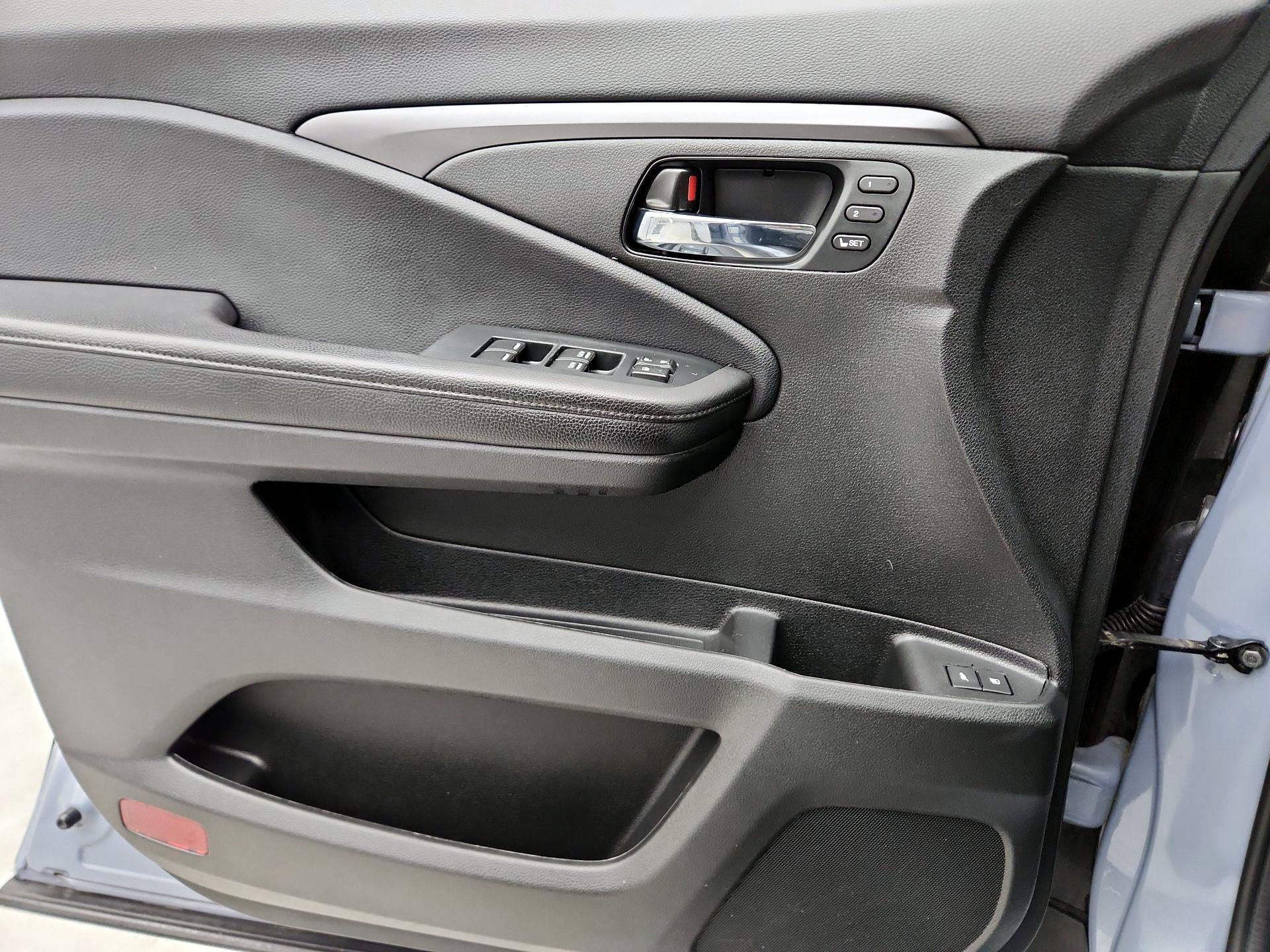 Thumbnail: 2022 Honda Pilot - 12