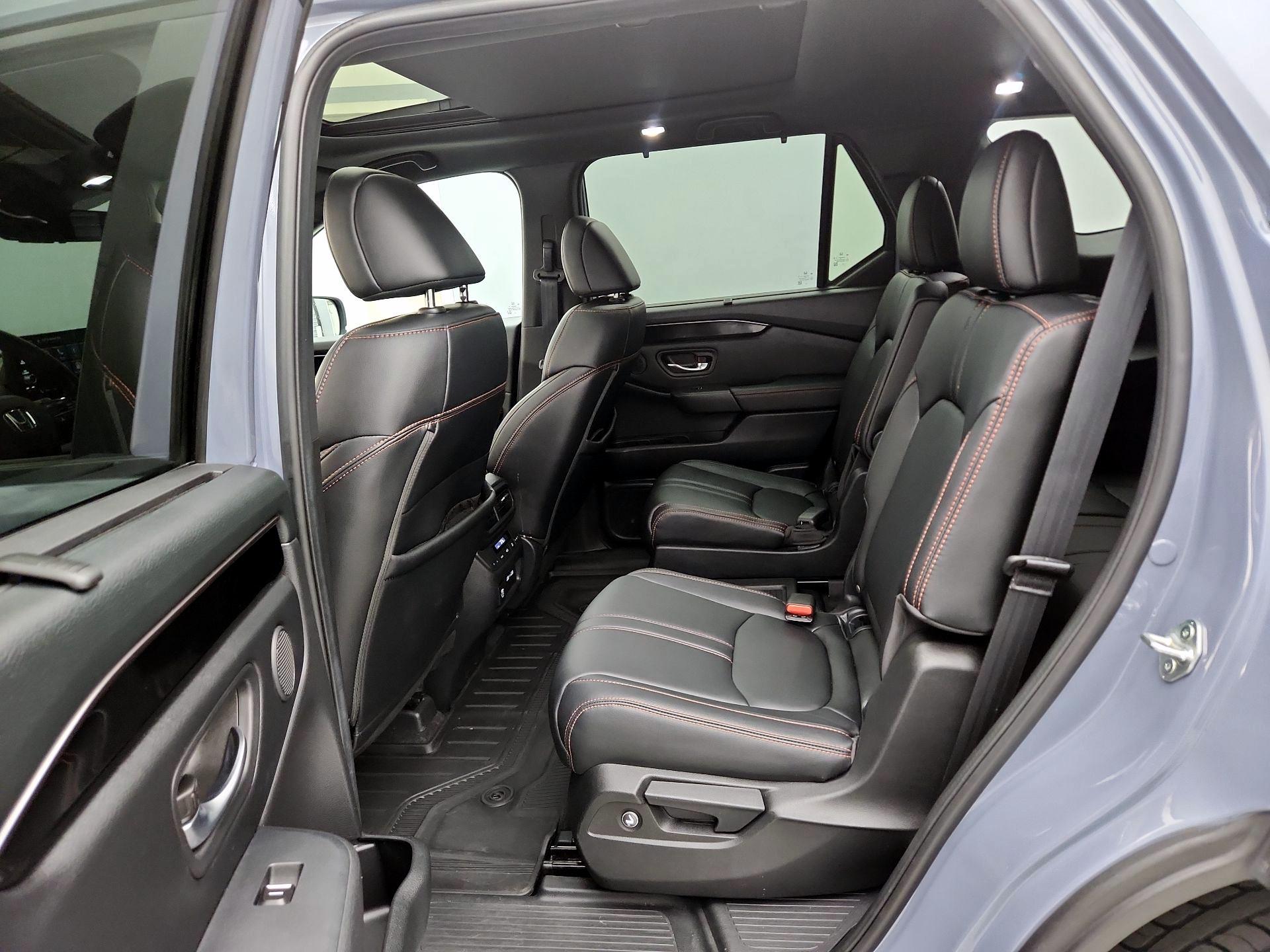 Thumbnail: 2023 Honda Pilot - 20