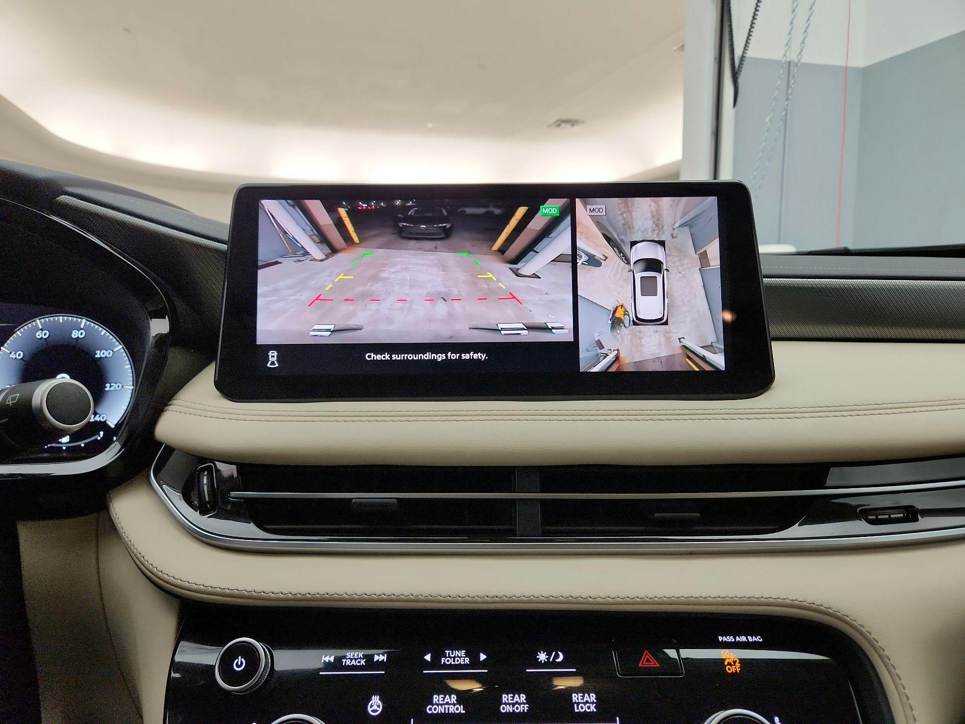 Thumbnail: 2023 INFINITI QX60 - 14