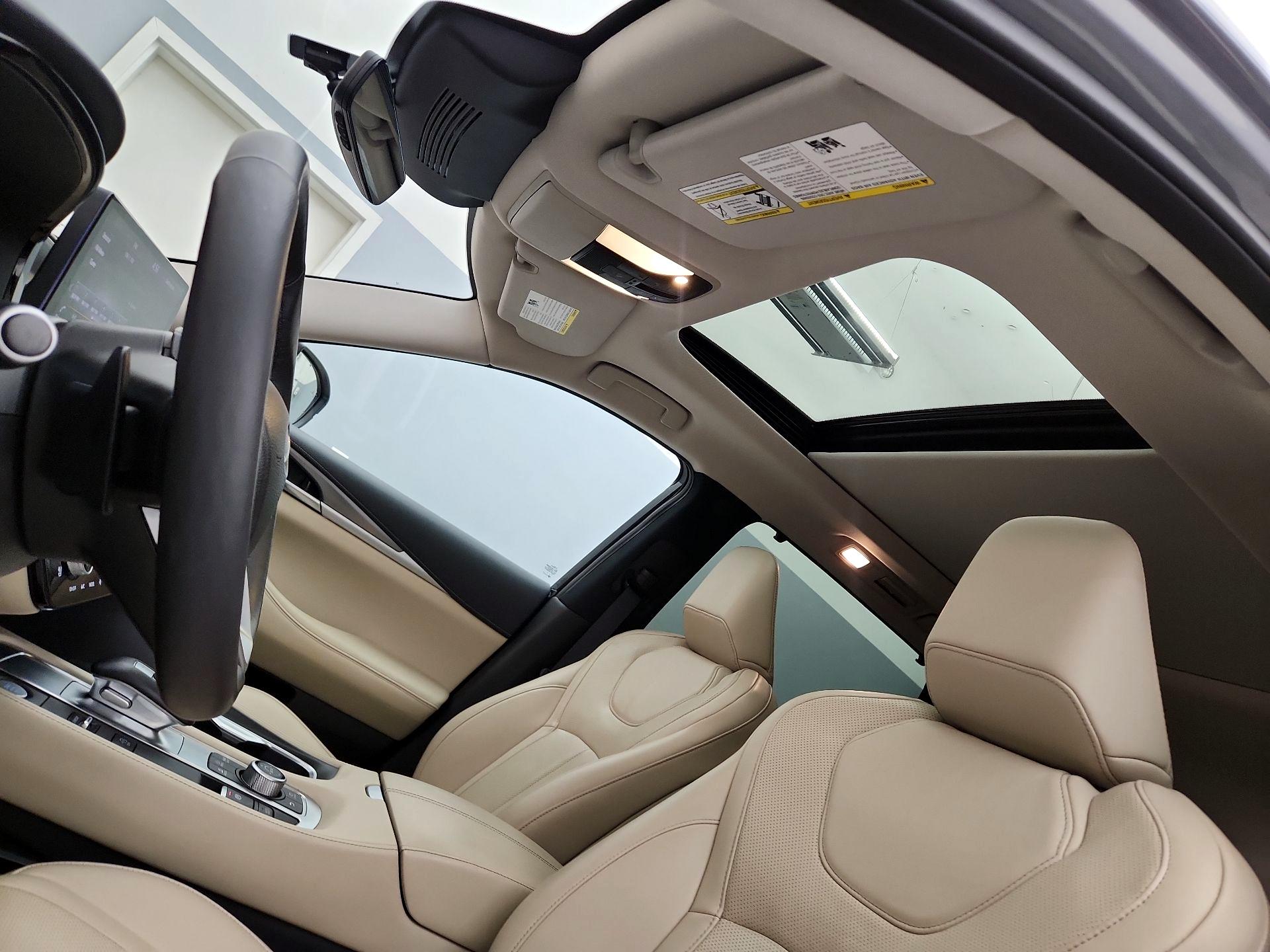 Thumbnail: 2023 INFINITI QX60 - 19