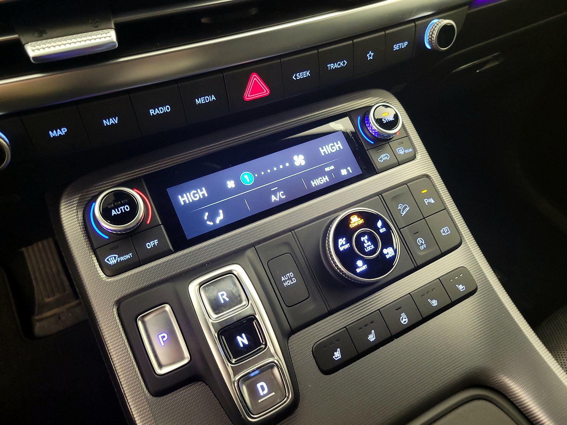 Thumbnail: 2023 Hyundai Palisade - 16