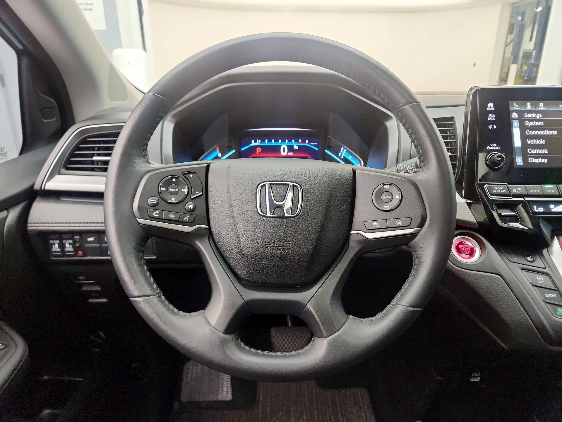 Thumbnail: 2023 Honda Odyssey - 10