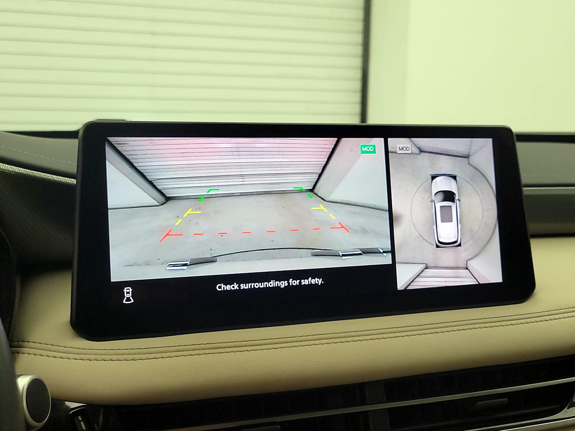 Thumbnail: 2023 INFINITI QX60 - 15