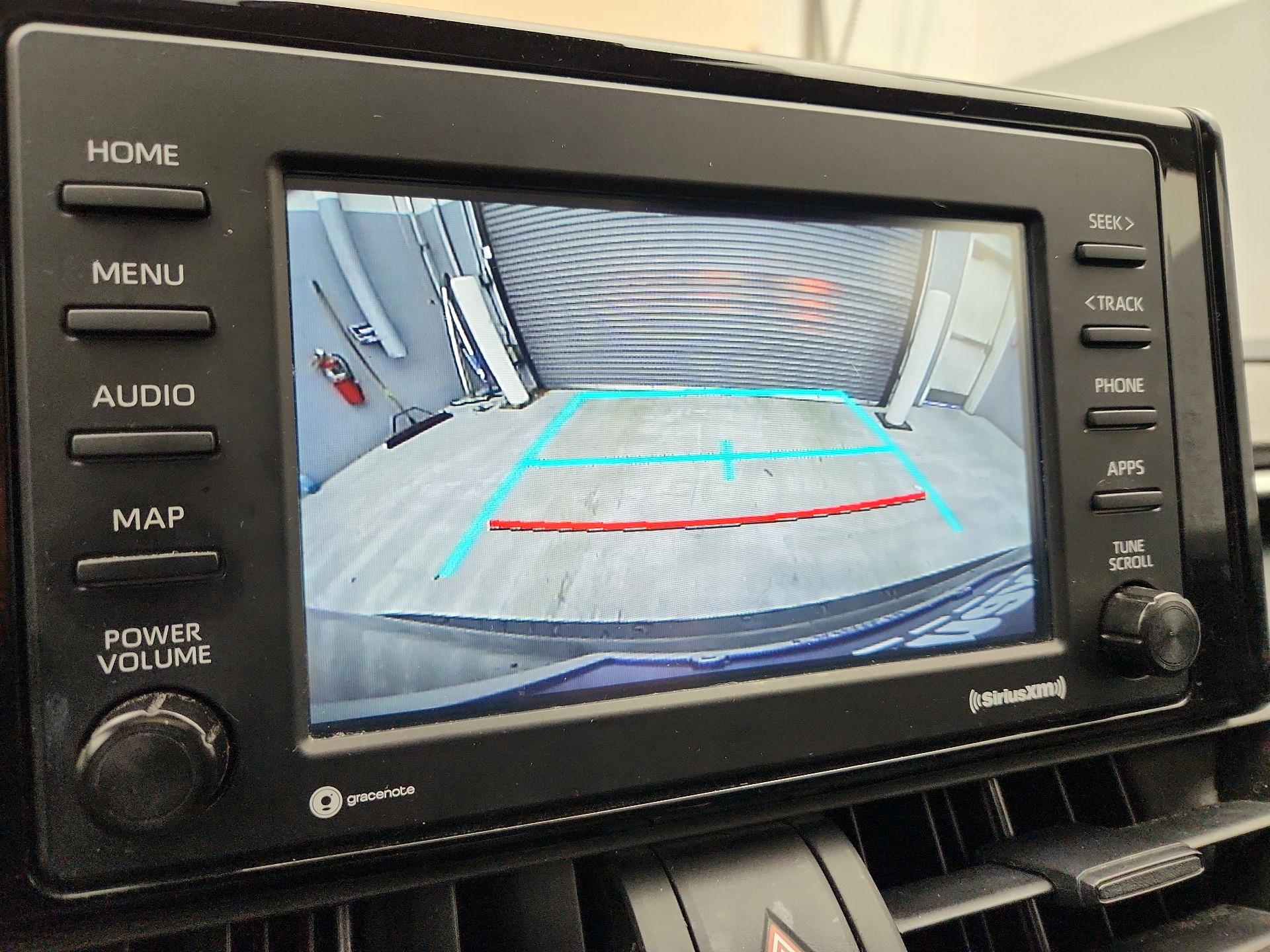 Thumbnail: 2022 Toyota RAV4 - 14