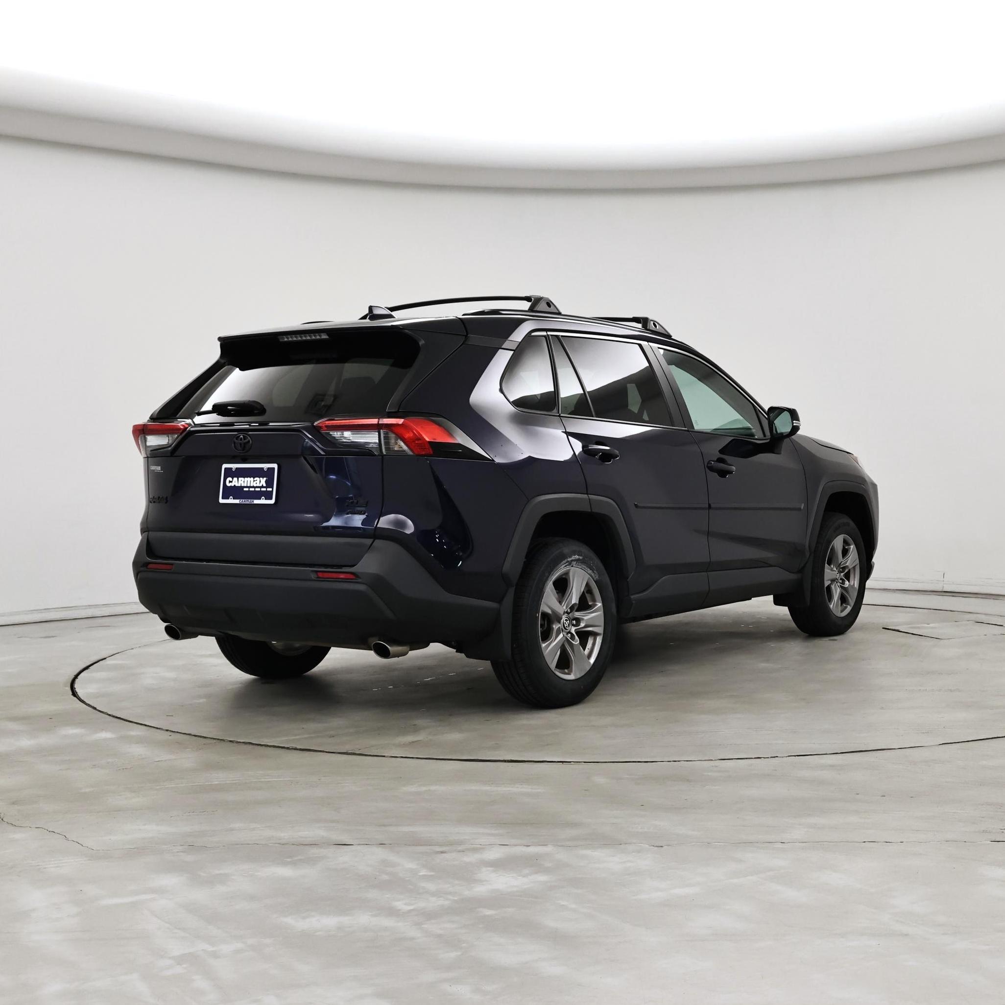 Thumbnail: 2022 Toyota RAV4 - 8