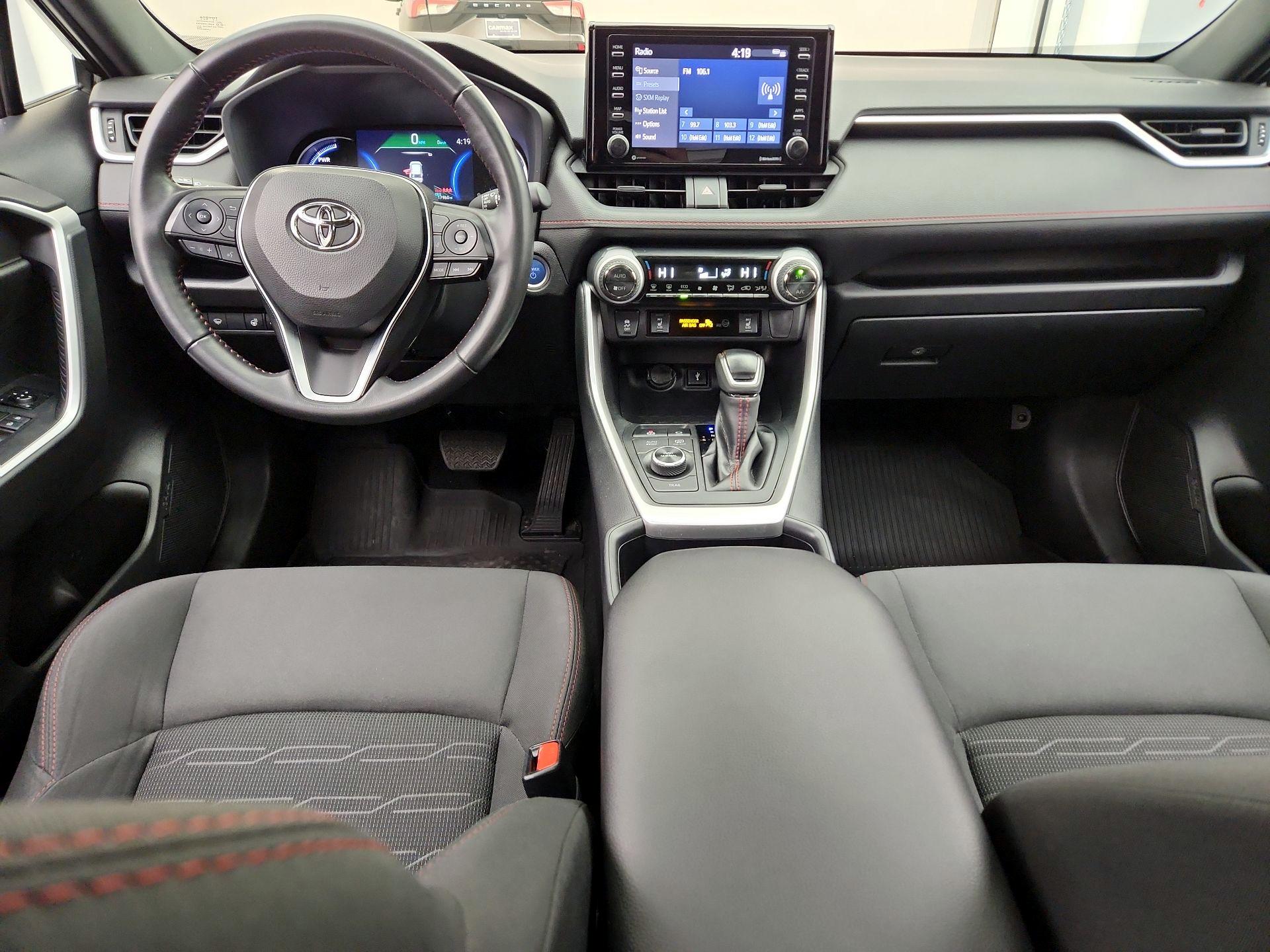 Thumbnail: 2022 Toyota RAV4 - 9