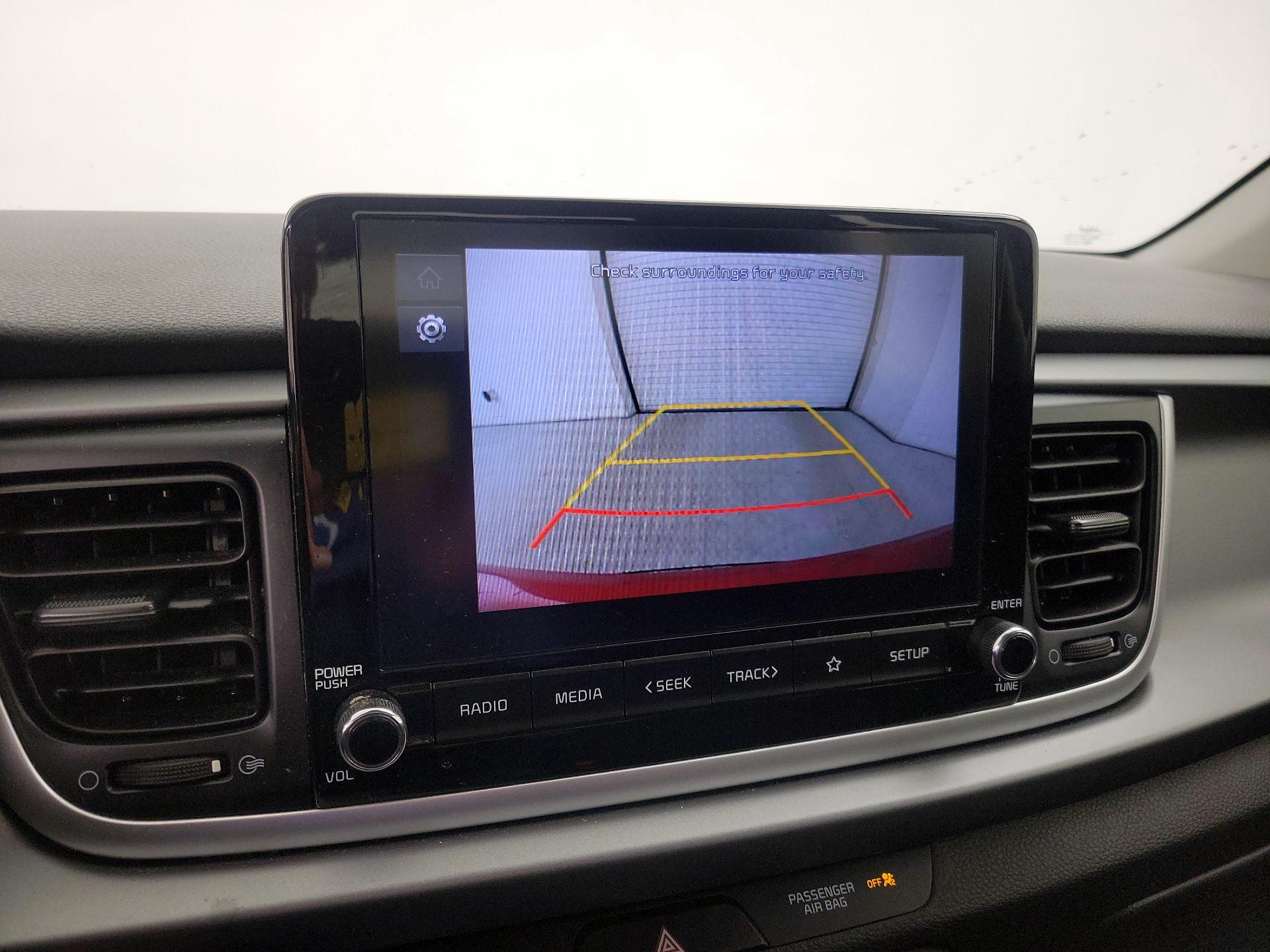 Thumbnail: 2022 Kia Rio - 14