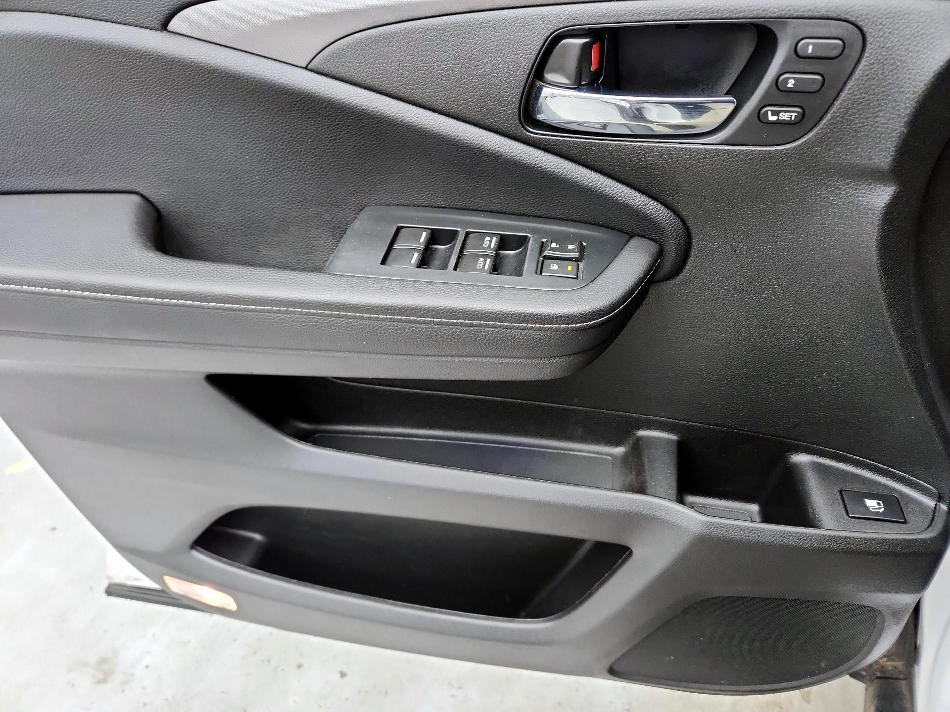 Thumbnail: 2023 Honda Ridgeline - 12