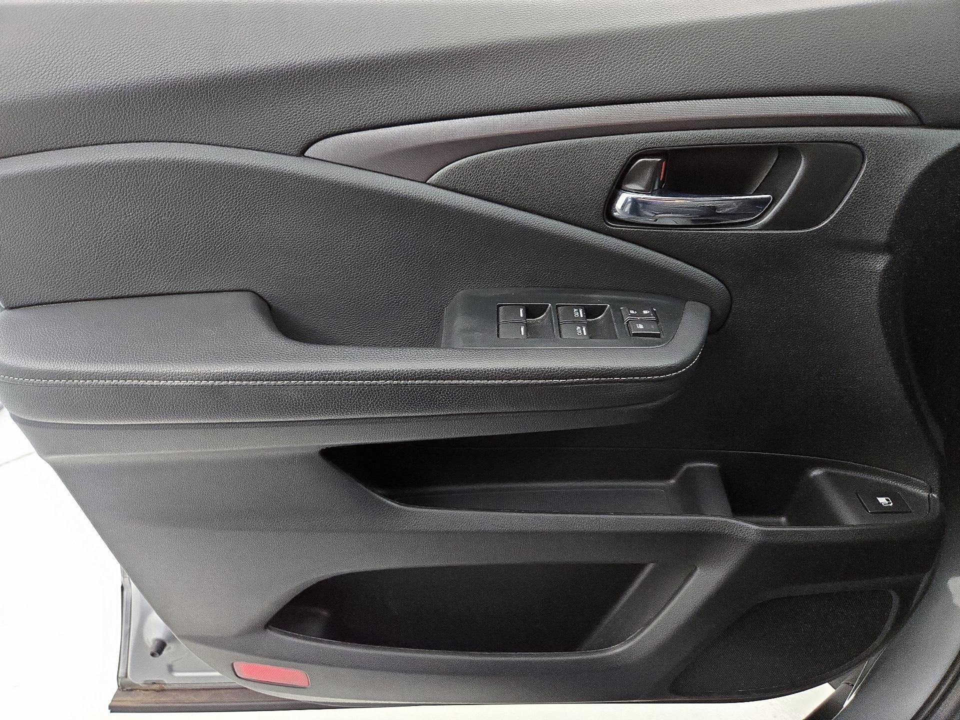 Thumbnail: 2023 Honda Ridgeline - 12