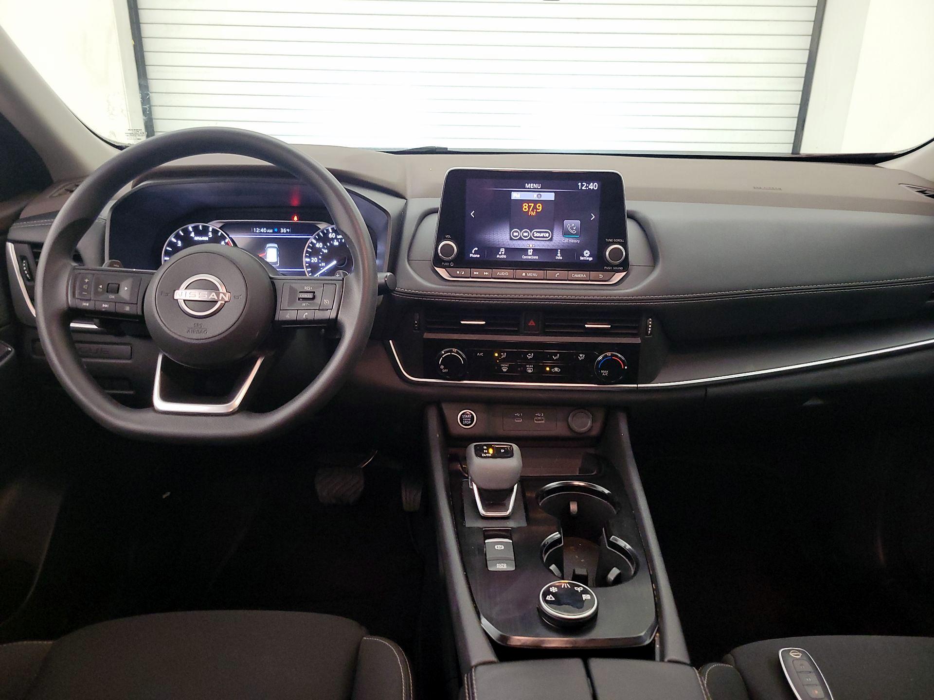 Thumbnail: 2023 Nissan Rogue - 9