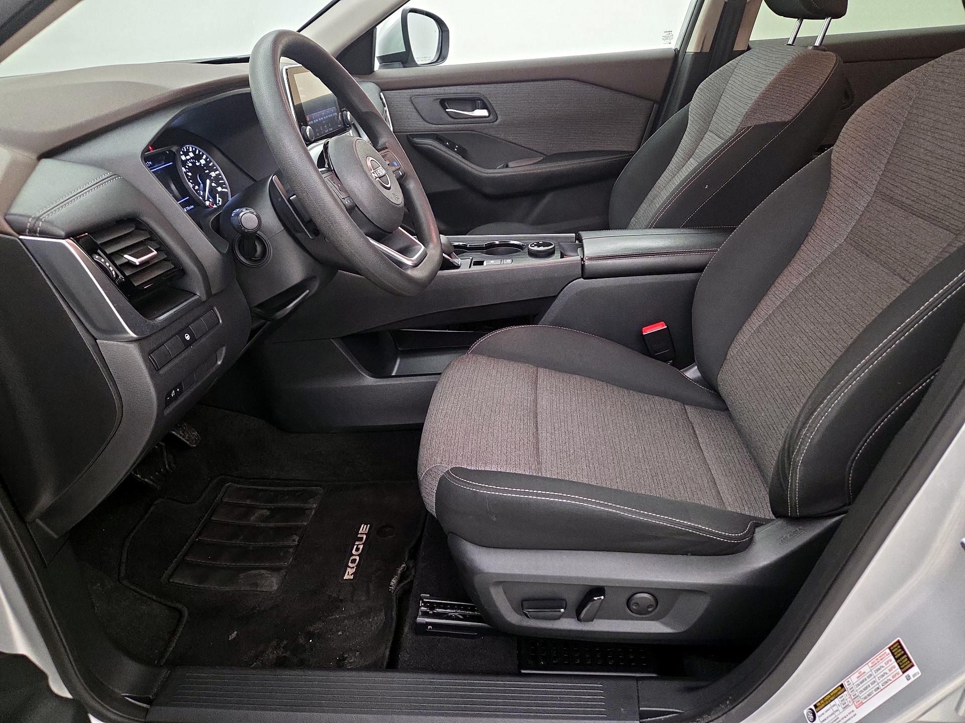 Thumbnail: 2022 Nissan Rogue - 11