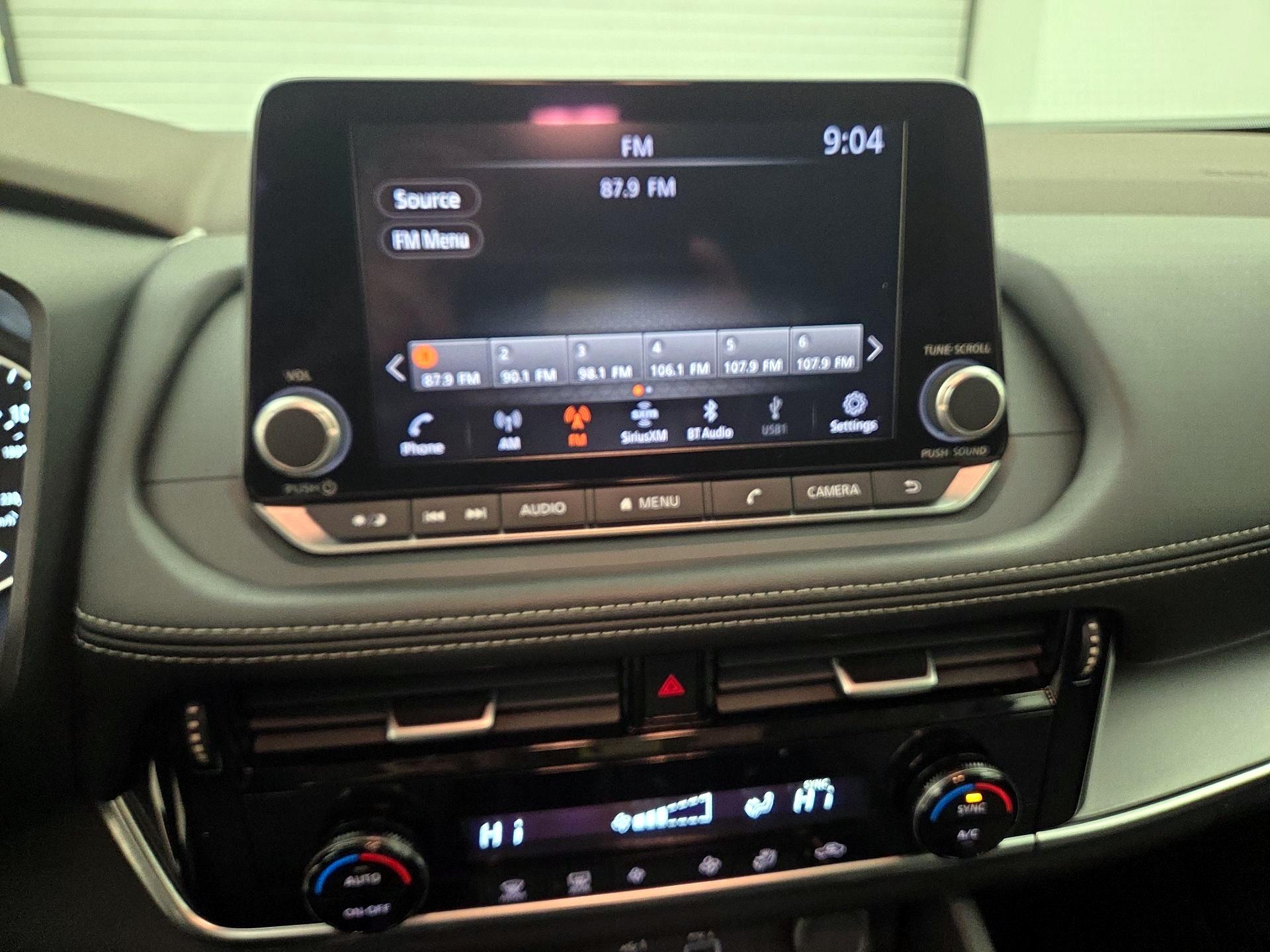 Thumbnail: 2022 Nissan Rogue - 15