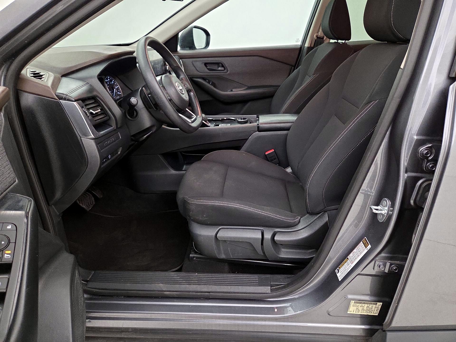 Thumbnail: 2023 Nissan Rogue - 11